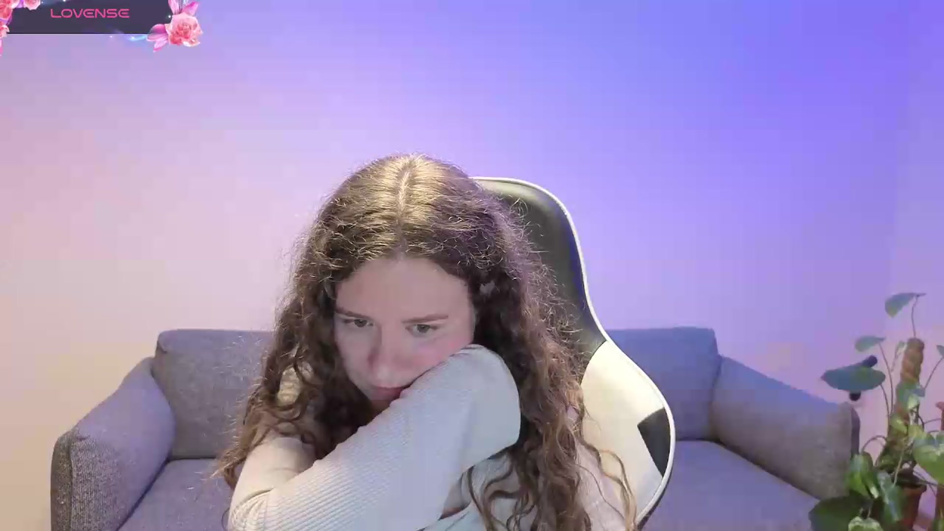Gallery image thumbnail from BlueFlowerr's myfreecams stream on, 06/04/2026, 19:55 image 16 of 20