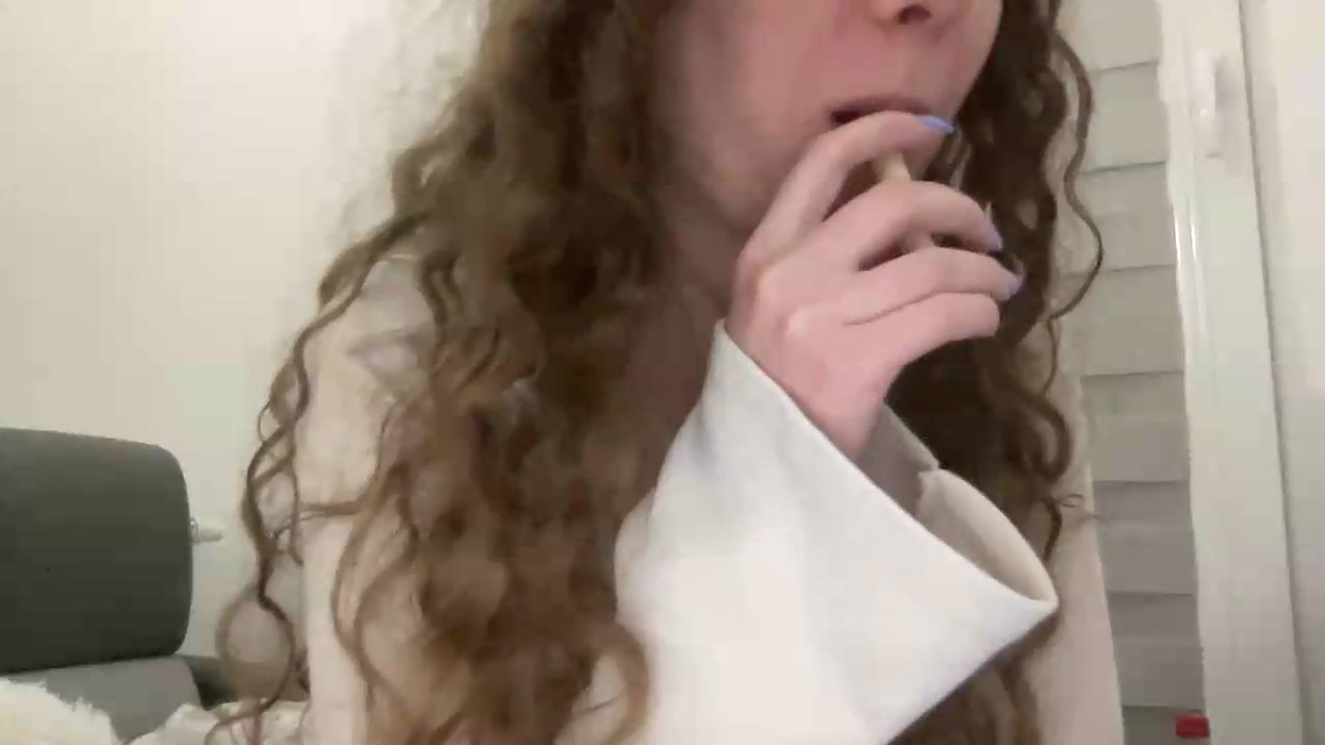 Gallery image thumbnail from BlueFlowerr's myfreecams stream on, 06/04/2026, 22:24 image 9 of 20