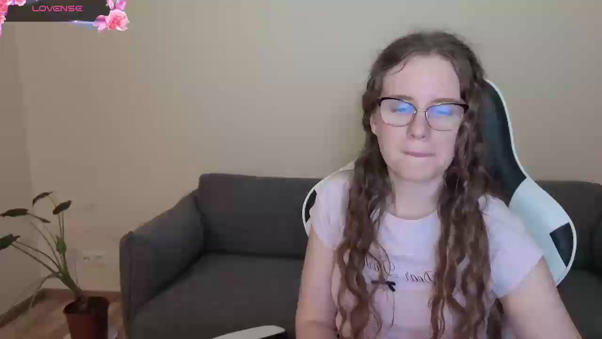 Gallery image thumbnail from BlueFlowerr's myfreecams stream on, 06/06/2026, 17:42 image 11 of 20