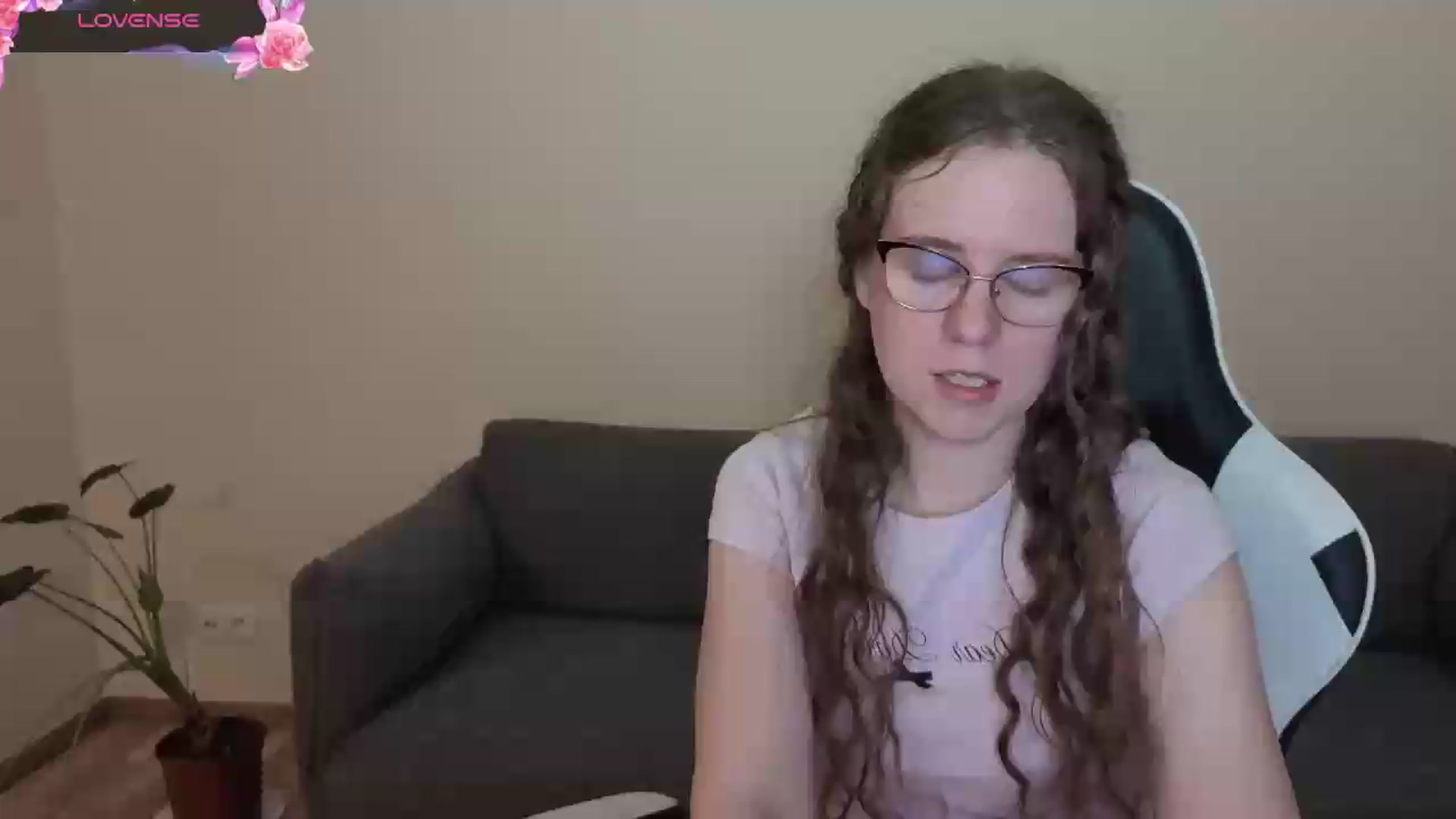 Gallery image thumbnail from BlueFlowerr's myfreecams stream on, 06/06/2026, 17:42 image 2 of 20