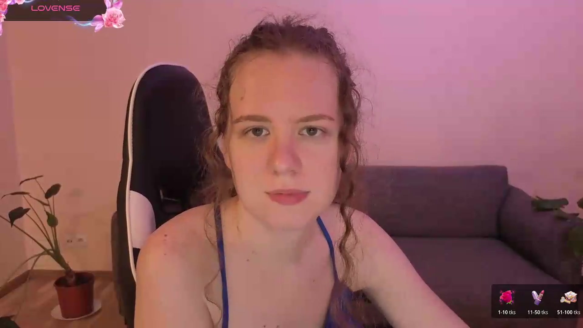 Gallery image thumbnail from BlueFlowerr's myfreecams stream on, 06/09/2026, 01:19 image 12 of 20