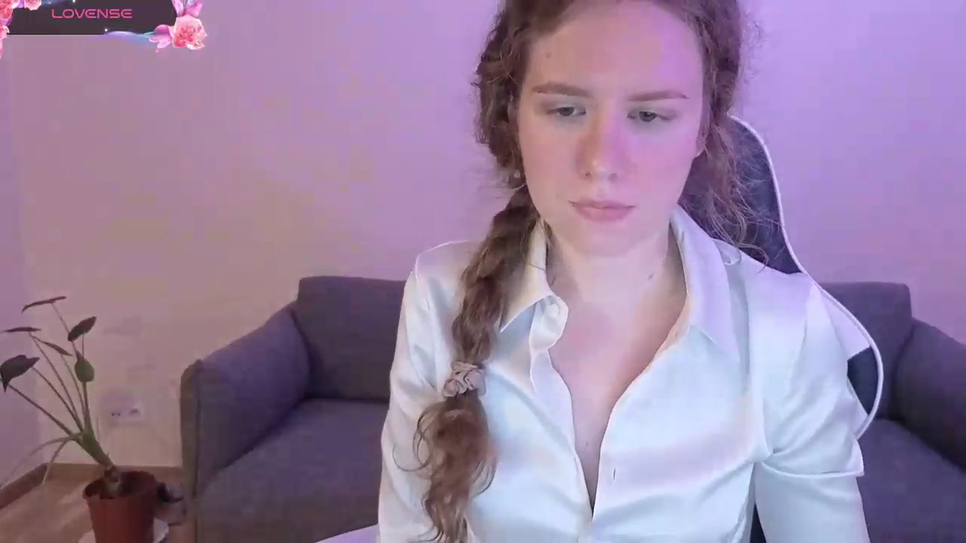 Gallery image thumbnail from BlueFlowerr's myfreecams stream on, 06/09/2026, 19:40 image 3 of 20