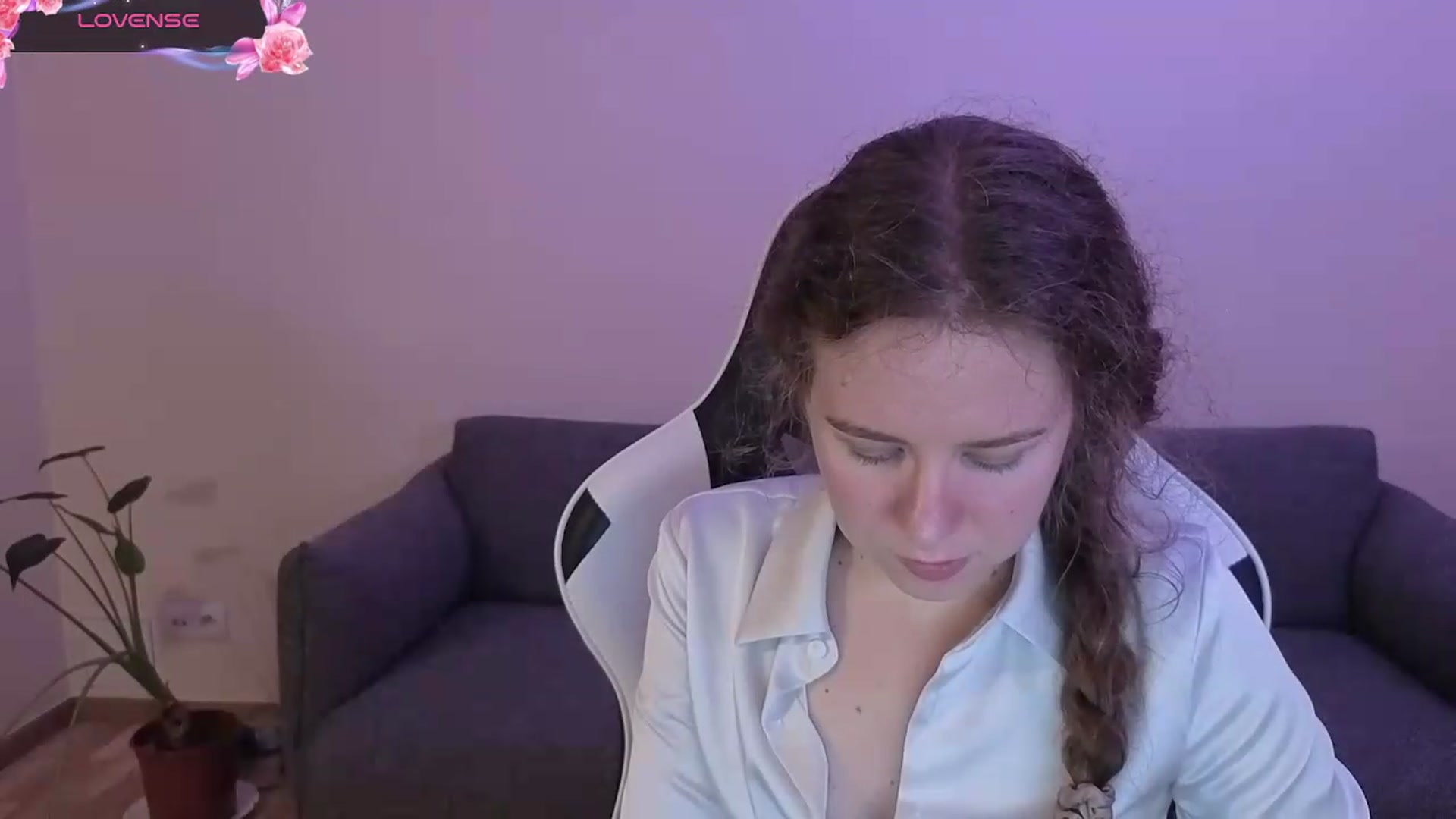 Gallery image thumbnail from BlueFlowerr's myfreecams stream on, 06/09/2026, 19:40 image 12 of 20