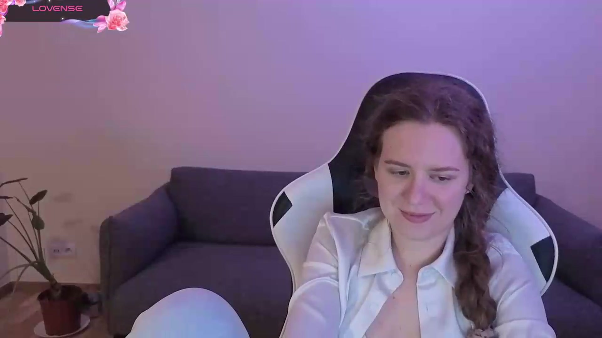 Gallery image thumbnail from BlueFlowerr's myfreecams stream on, 06/09/2026, 21:58 image 10 of 20
