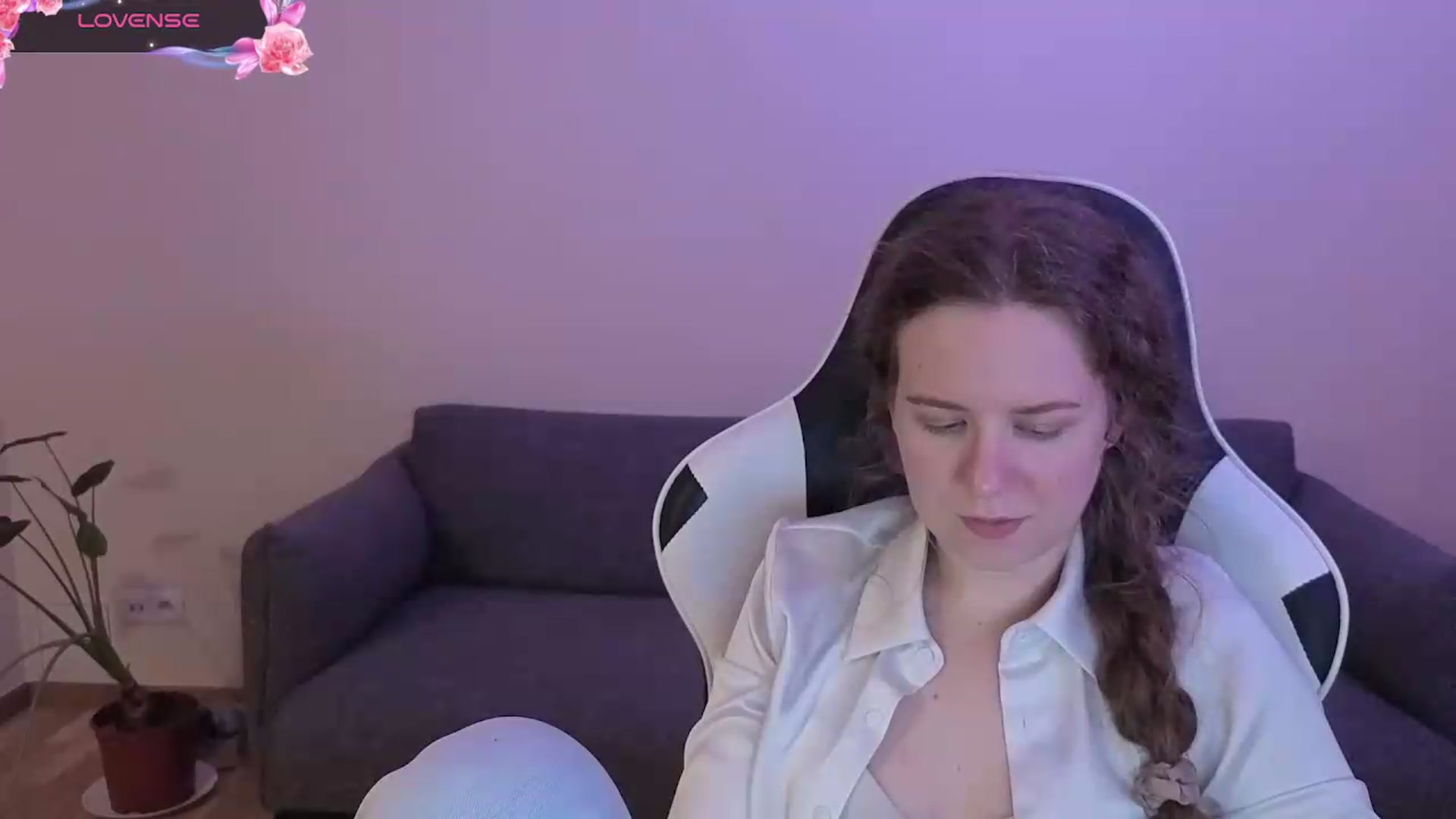 Gallery image thumbnail from BlueFlowerr's myfreecams stream on, 06/09/2026, 21:58 image 9 of 20