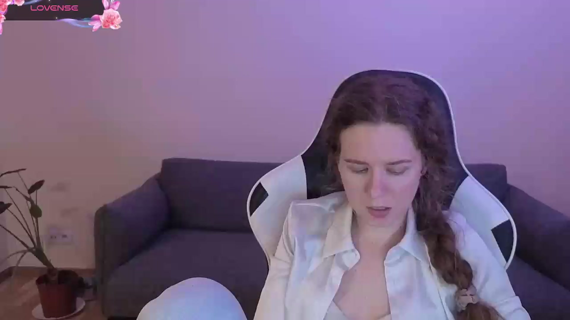 Gallery image thumbnail from BlueFlowerr's myfreecams stream on, 06/09/2026, 21:58 image 1 of 20