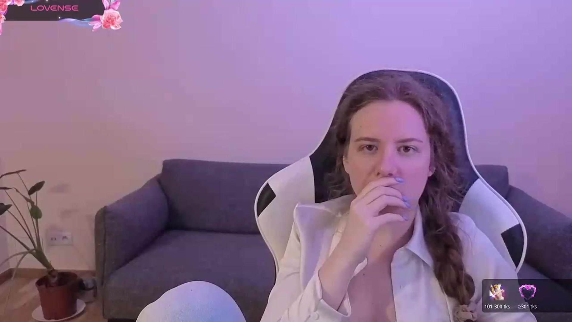 Gallery image thumbnail from BlueFlowerr's myfreecams stream on, 06/09/2026, 21:58 image 3 of 20