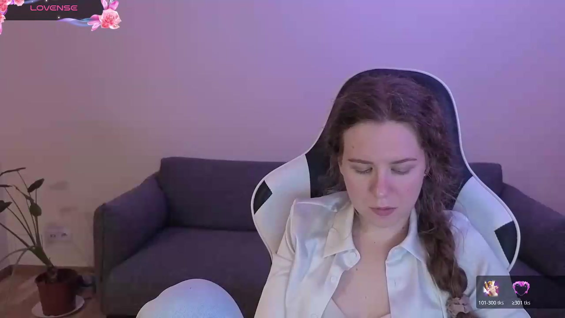 Gallery image thumbnail from BlueFlowerr's myfreecams stream on, 06/09/2026, 21:58 image 2 of 20