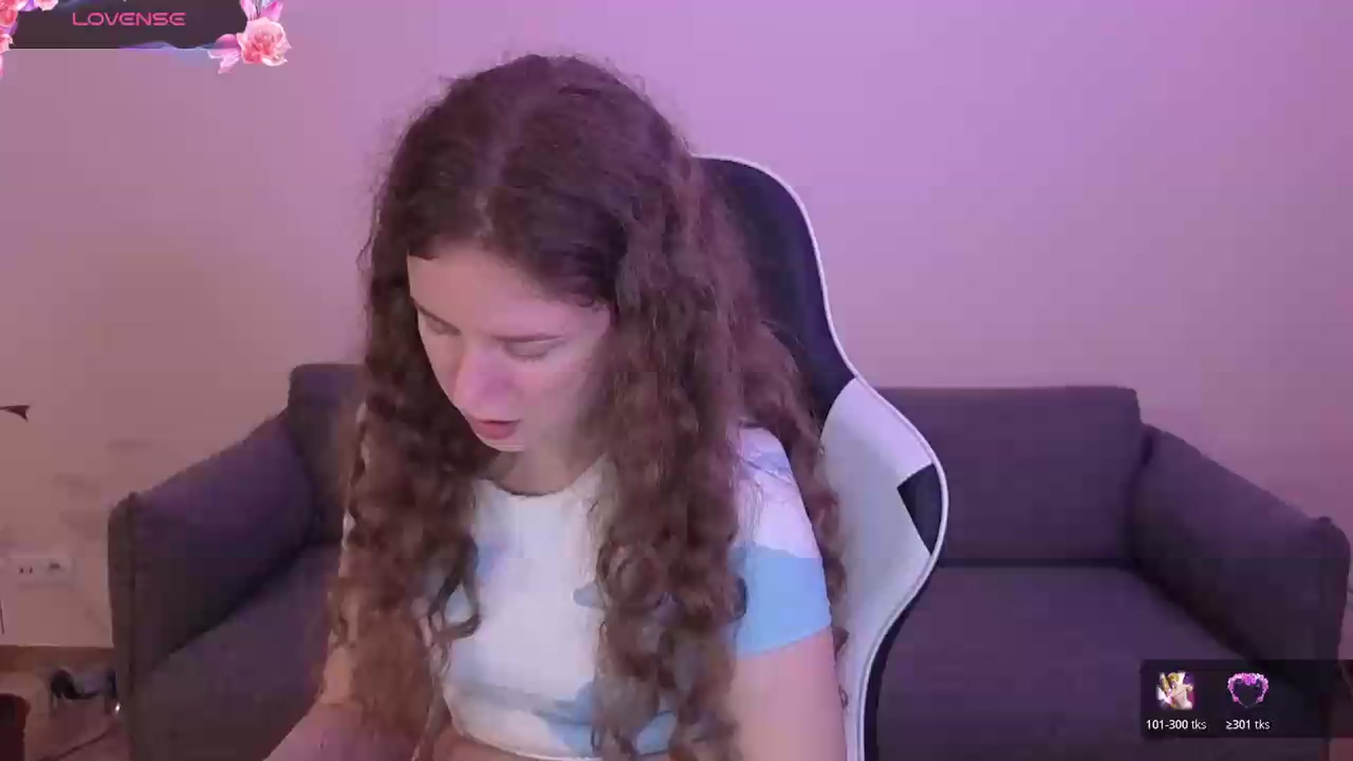 Gallery image thumbnail from BlueFlowerr's myfreecams stream on, 06/11/2026, 17:46 image 20 of 20