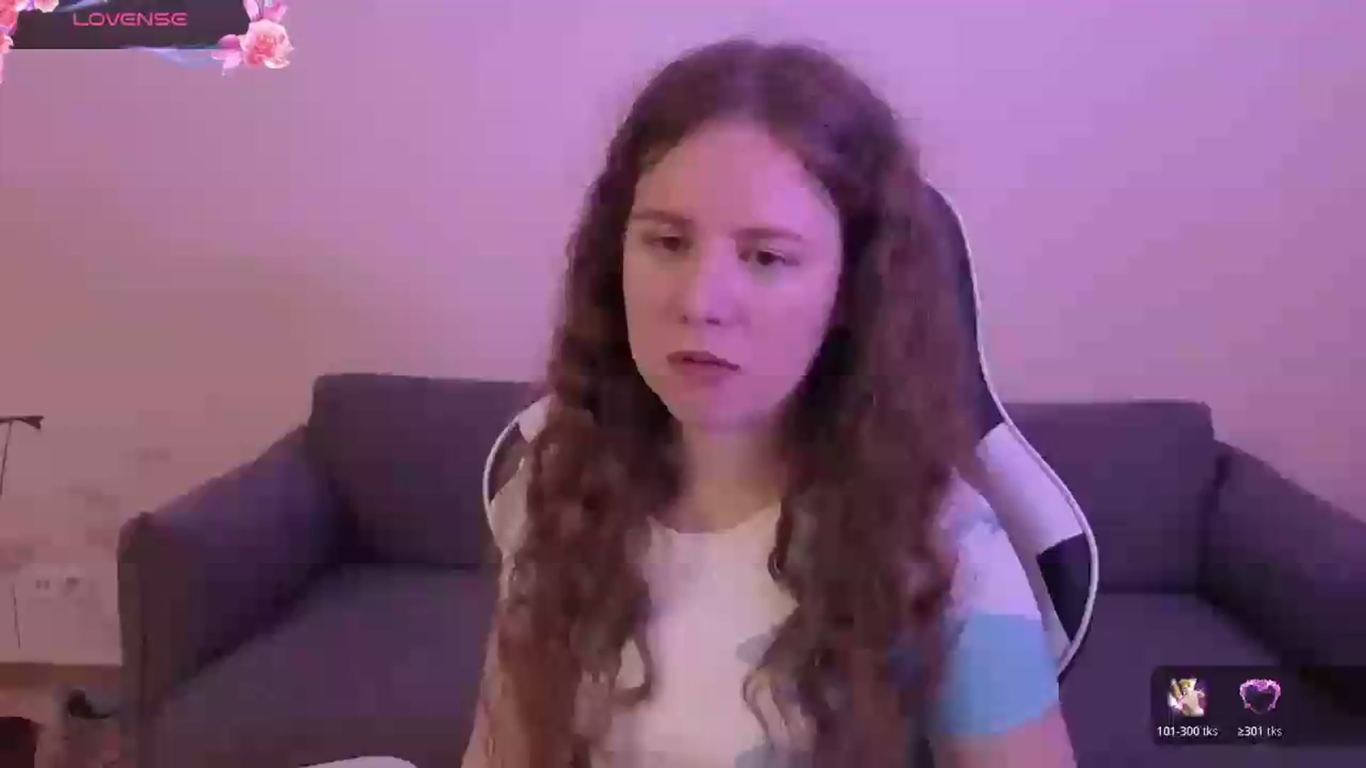 Gallery image thumbnail from BlueFlowerr's myfreecams stream on, 06/11/2026, 17:46 image 7 of 20