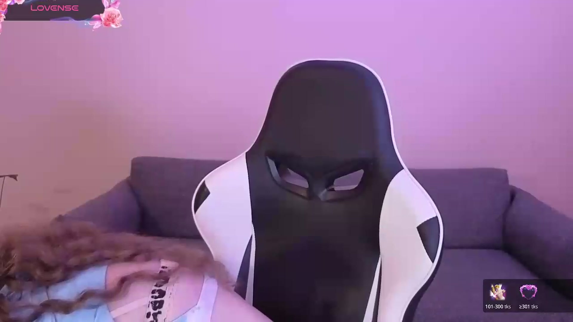 Gallery image thumbnail from BlueFlowerr's myfreecams stream on, 06/11/2026, 17:46 image 13 of 20