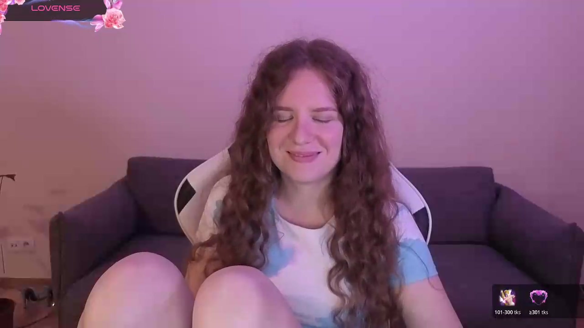 Gallery image thumbnail from BlueFlowerr's myfreecams stream on, 06/11/2026, 20:25 image 5 of 20