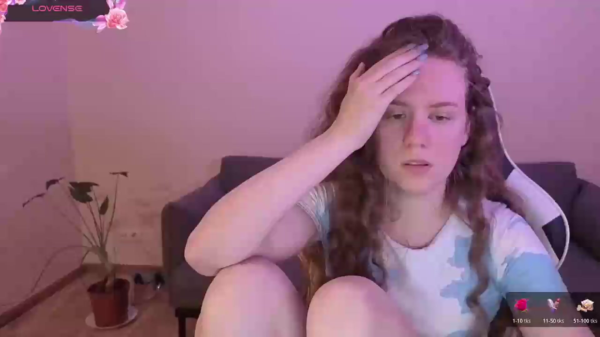 Gallery image thumbnail from BlueFlowerr's myfreecams stream on, 06/11/2026, 20:25 image 14 of 20