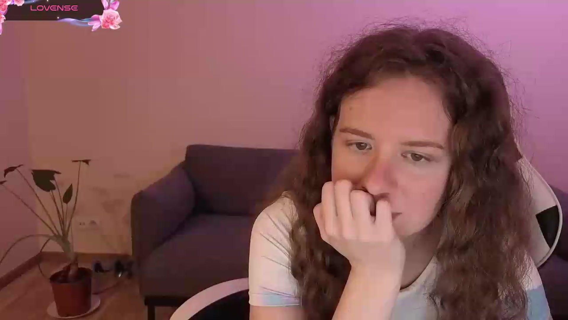 Gallery image thumbnail from BlueFlowerr's myfreecams stream on, 06/11/2026, 22:10 image 2 of 20