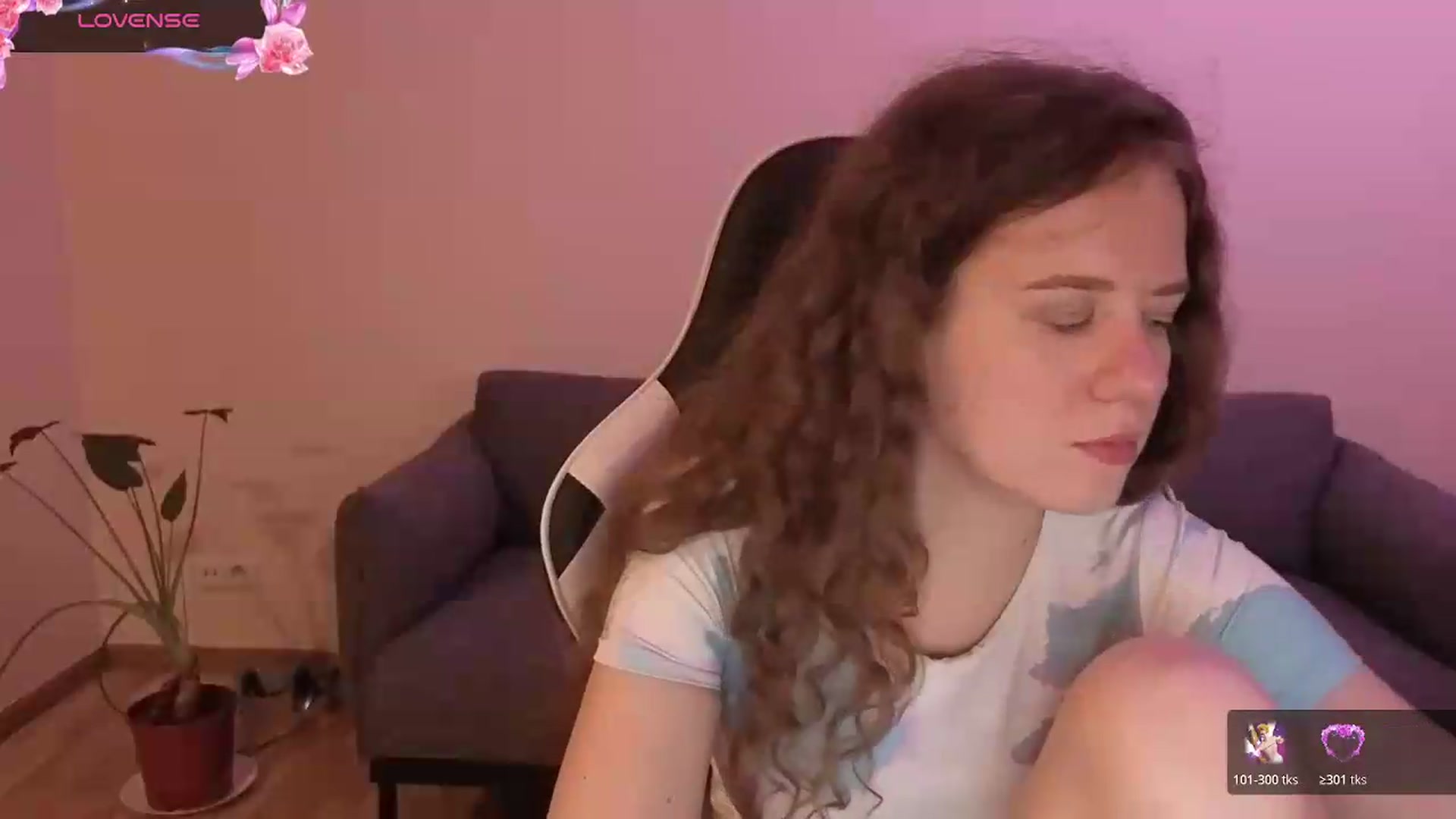 Gallery image thumbnail from BlueFlowerr's myfreecams stream on, 06/11/2026, 22:10 image 16 of 20