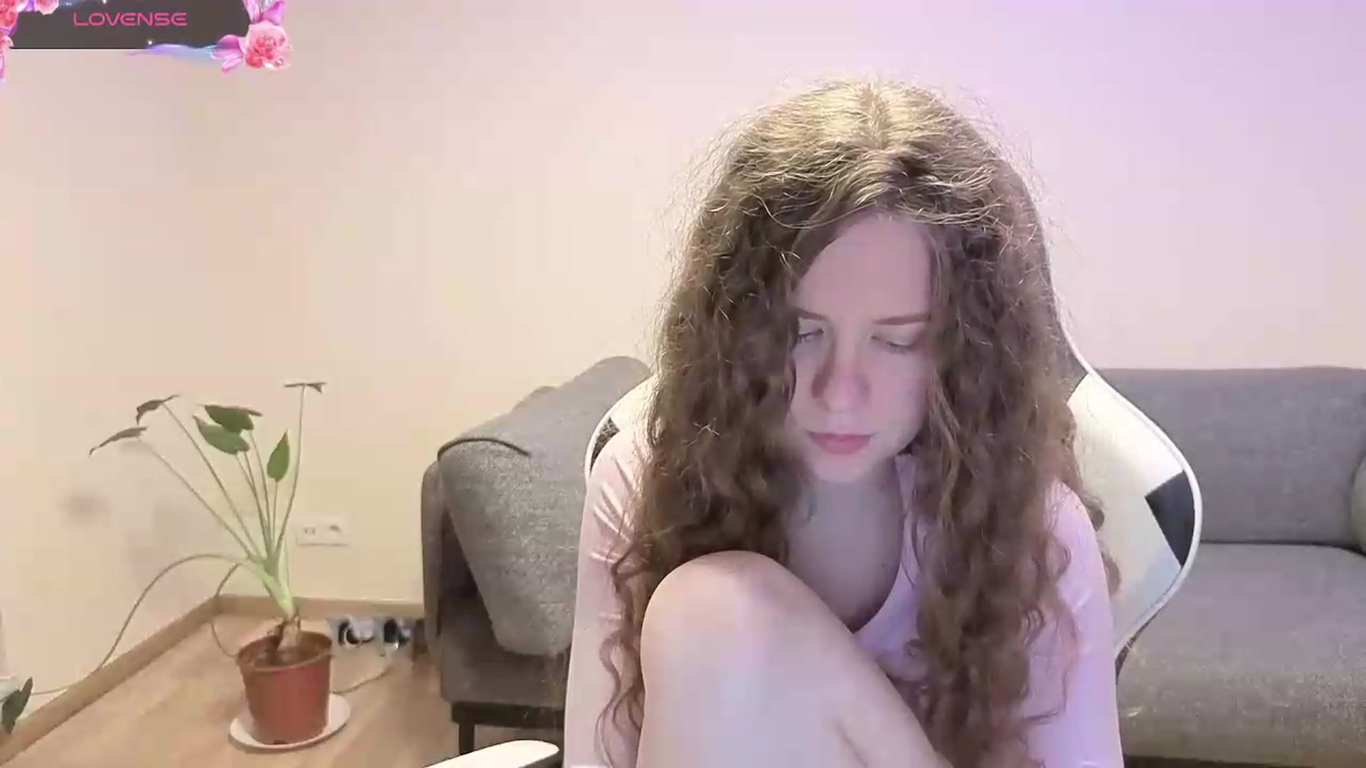 Gallery image thumbnail from BlueFlowerr's myfreecams stream on, 06/12/2026, 19:07 image 13 of 20