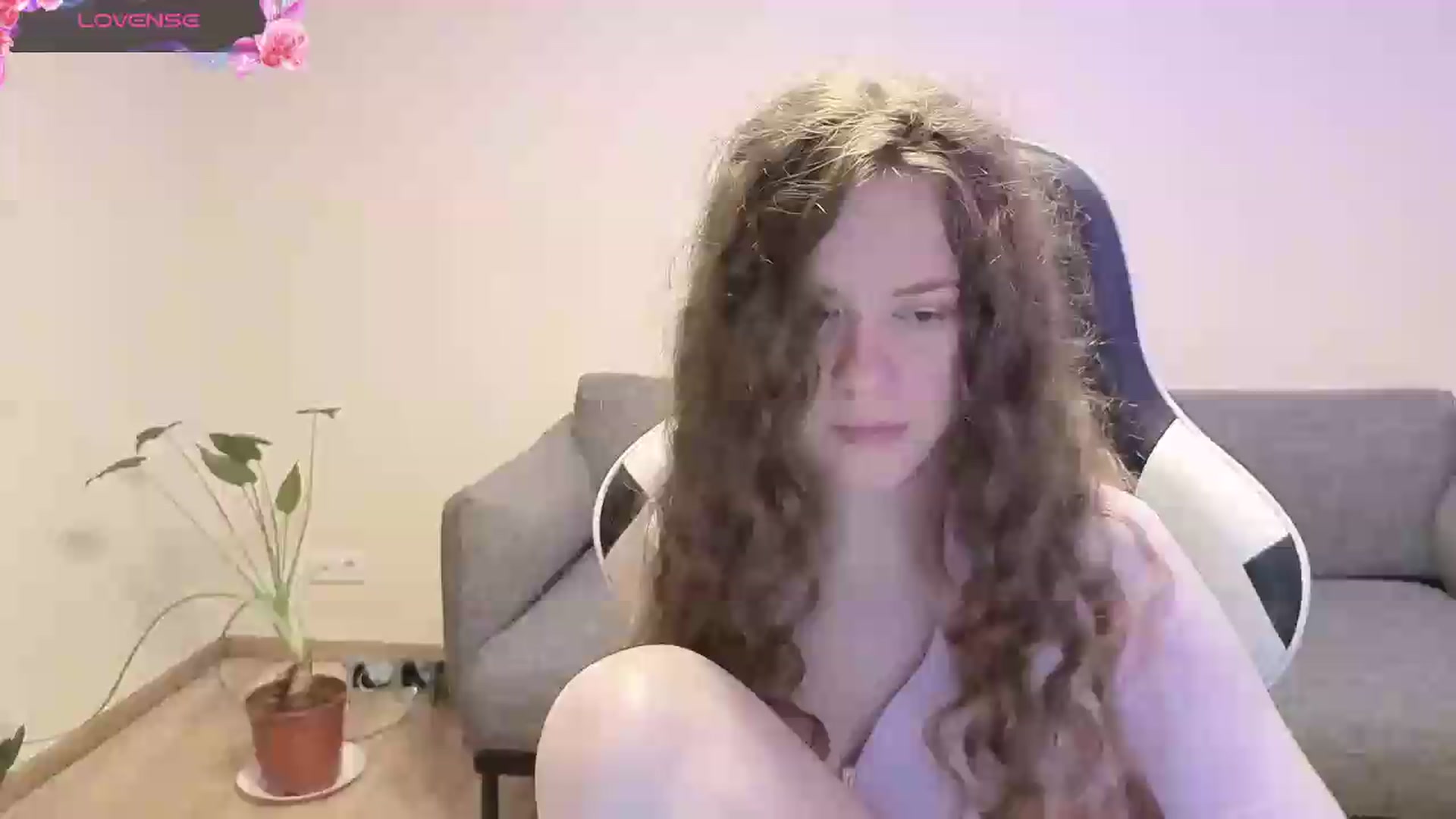Gallery image thumbnail from BlueFlowerr's myfreecams stream on, 06/12/2026, 19:07 image 11 of 20