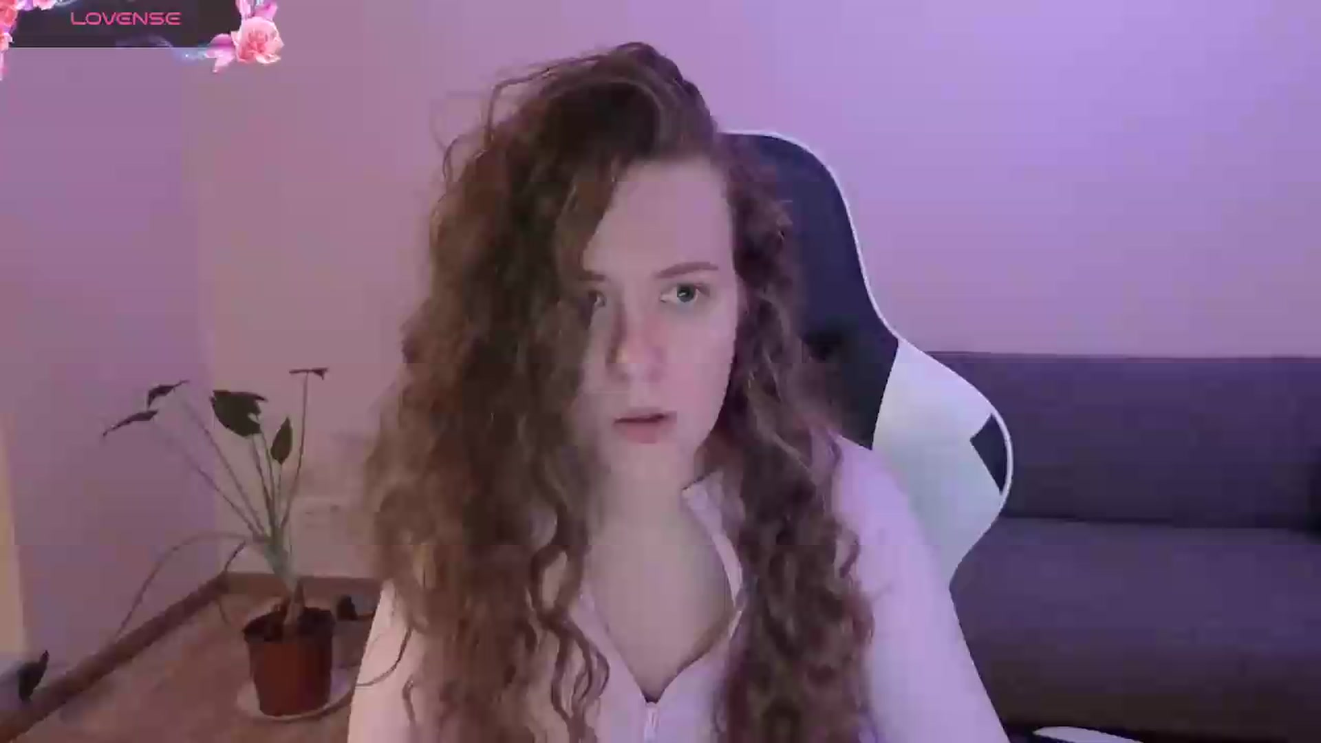 Gallery image thumbnail from BlueFlowerr's myfreecams stream on, 06/12/2026, 20:10 image 4 of 20