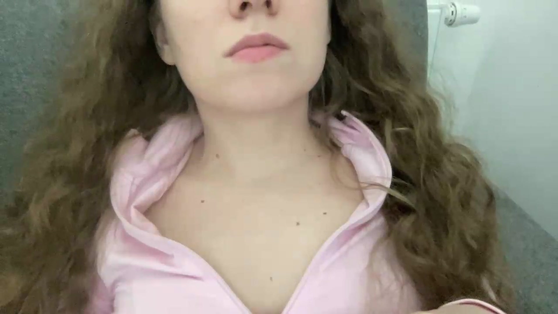Gallery image thumbnail from BlueFlowerr's myfreecams stream on, 06/12/2026, 23:06 image 18 of 20