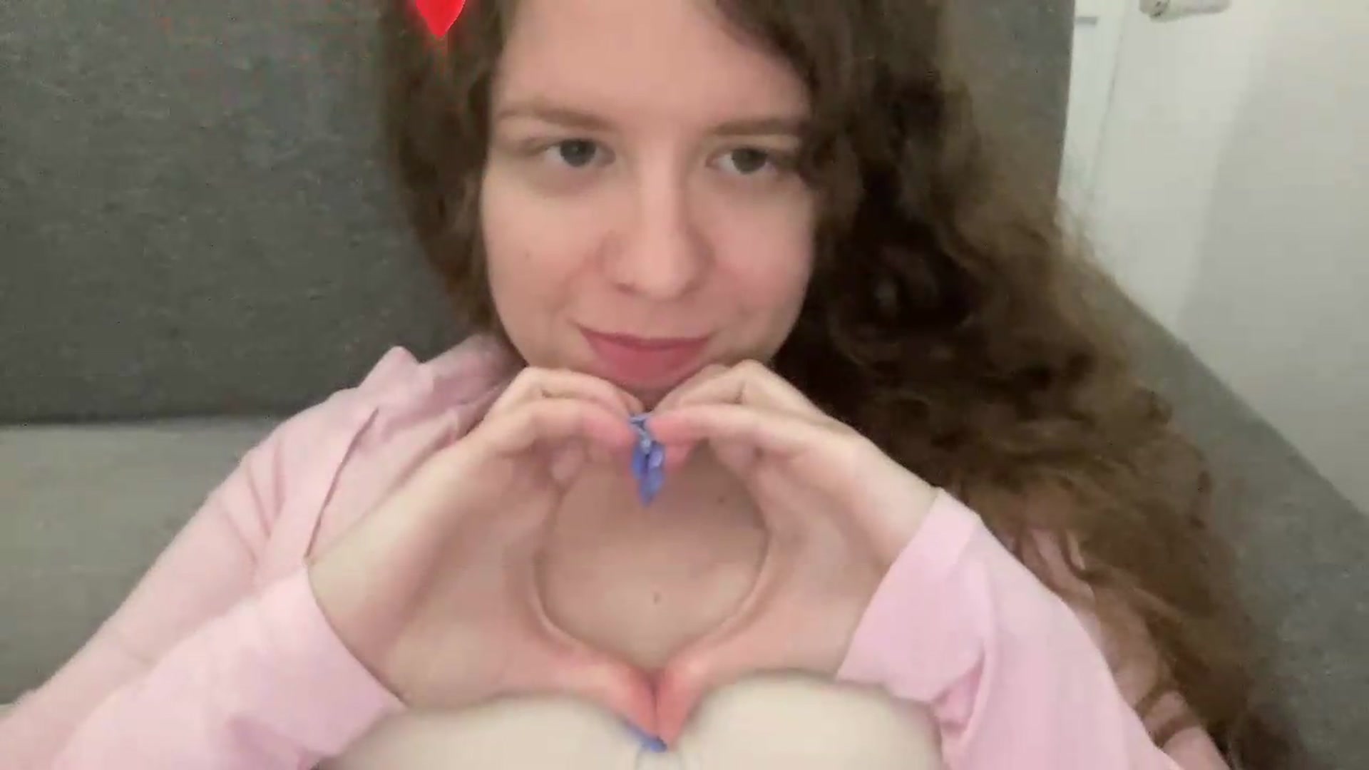 Gallery image thumbnail from BlueFlowerr's myfreecams stream on, 06/13/2026, 02:10 image 7 of 20