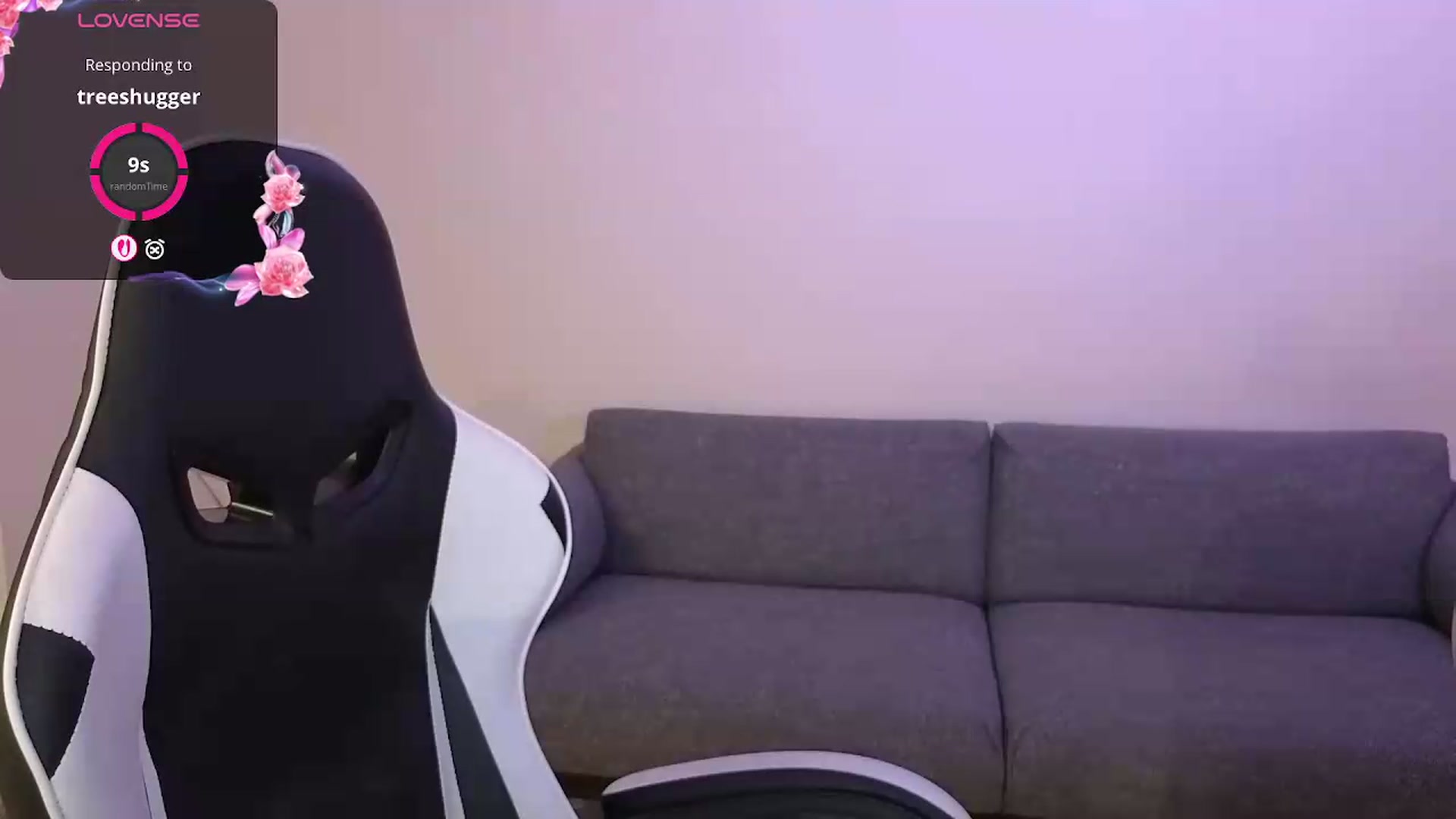 Gallery image thumbnail from BlueFlowerr's myfreecams stream on, 06/13/2026, 21:02 image 17 of 20
