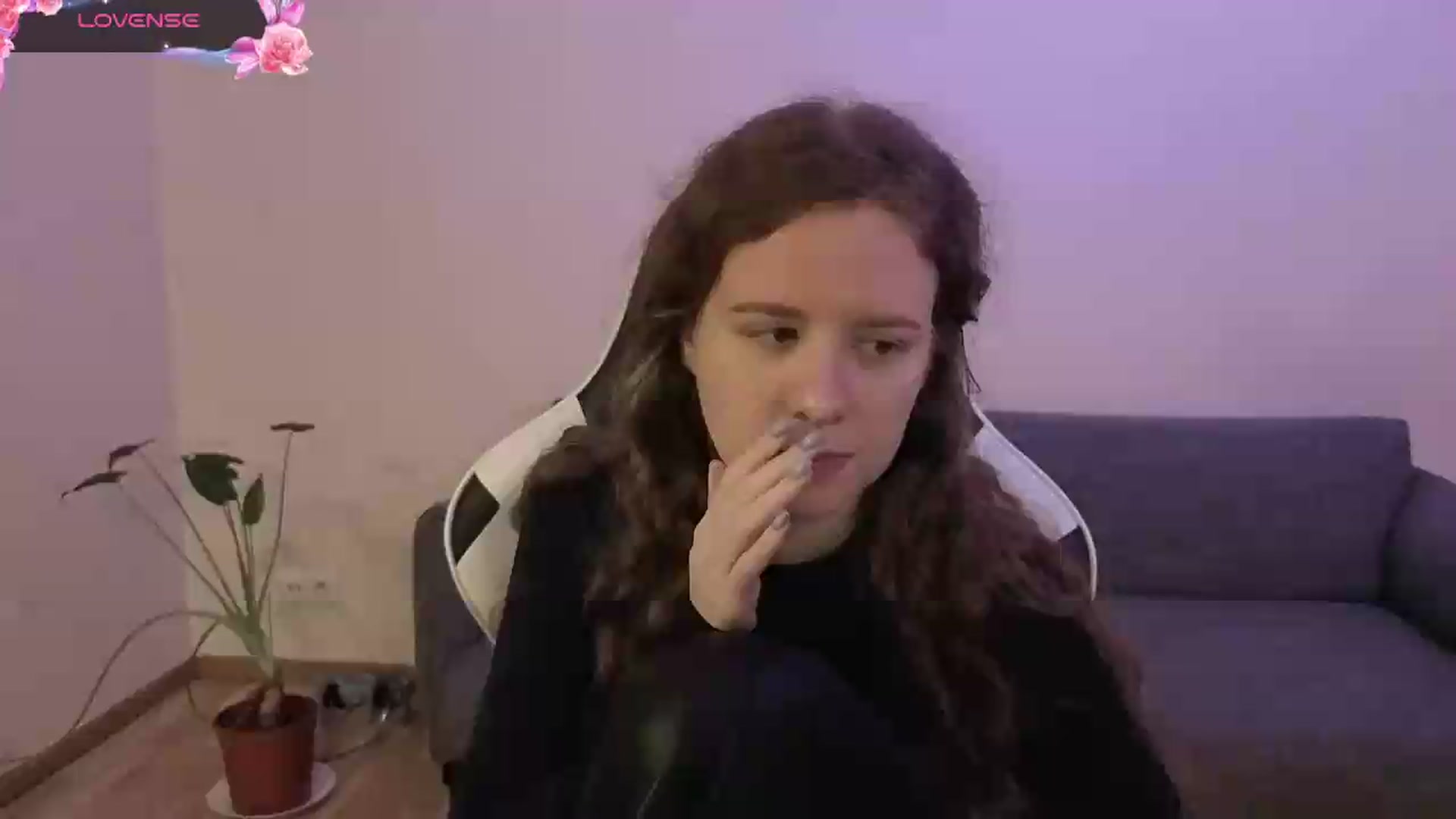 Gallery image thumbnail from BlueFlowerr's myfreecams stream on, 06/13/2026, 21:02 image 1 of 20