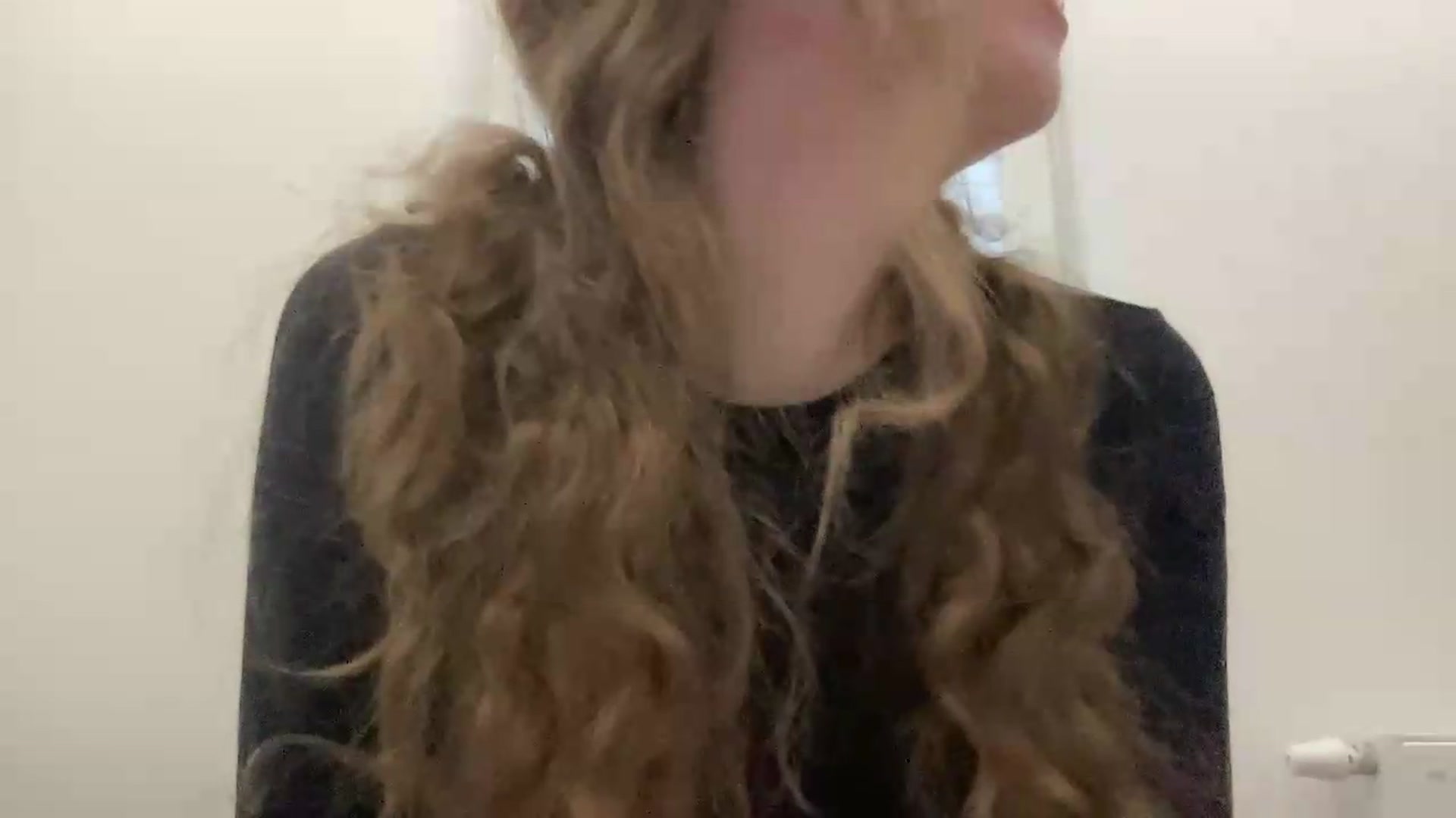 Gallery image thumbnail from BlueFlowerr's myfreecams stream on, 06/14/2026, 03:22 image 11 of 20