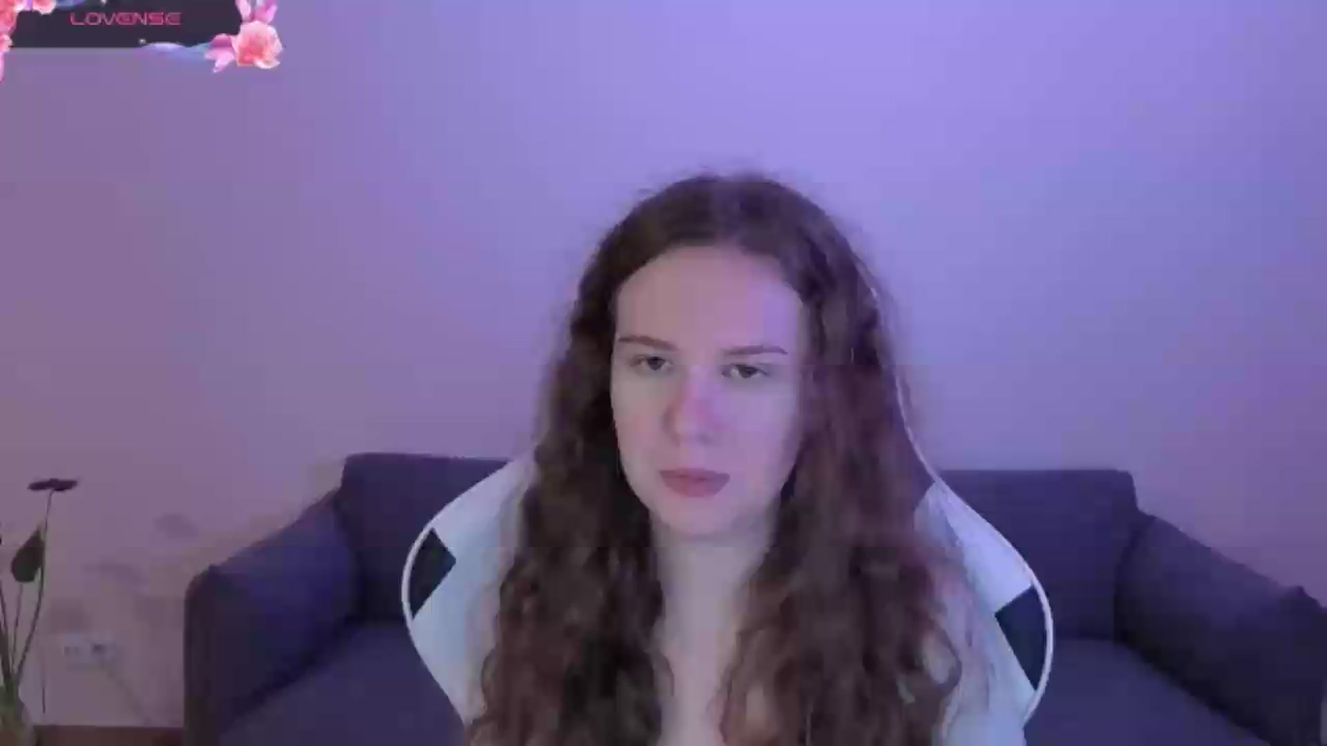 Gallery image thumbnail from BlueFlowerr's myfreecams stream on, 06/14/2026, 17:27 image 8 of 20