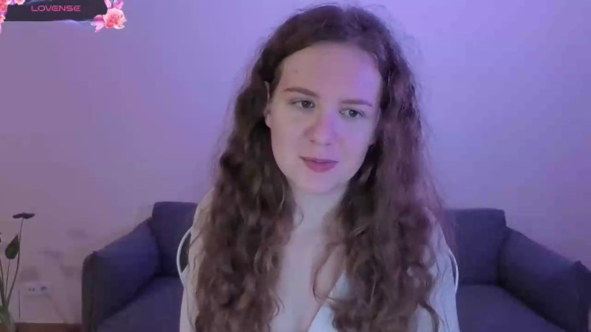 Gallery image thumbnail from BlueFlowerr's myfreecams stream on, 06/14/2026, 17:27 image 15 of 20