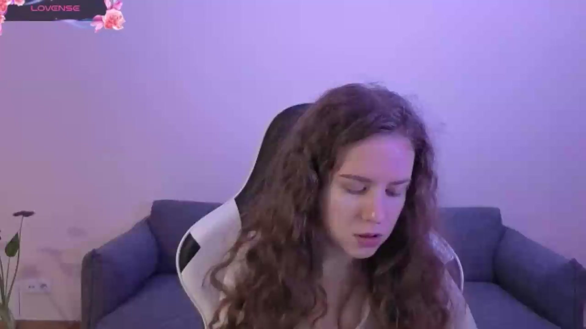 Gallery image thumbnail from BlueFlowerr's myfreecams stream on, 06/14/2026, 17:27 image 11 of 20