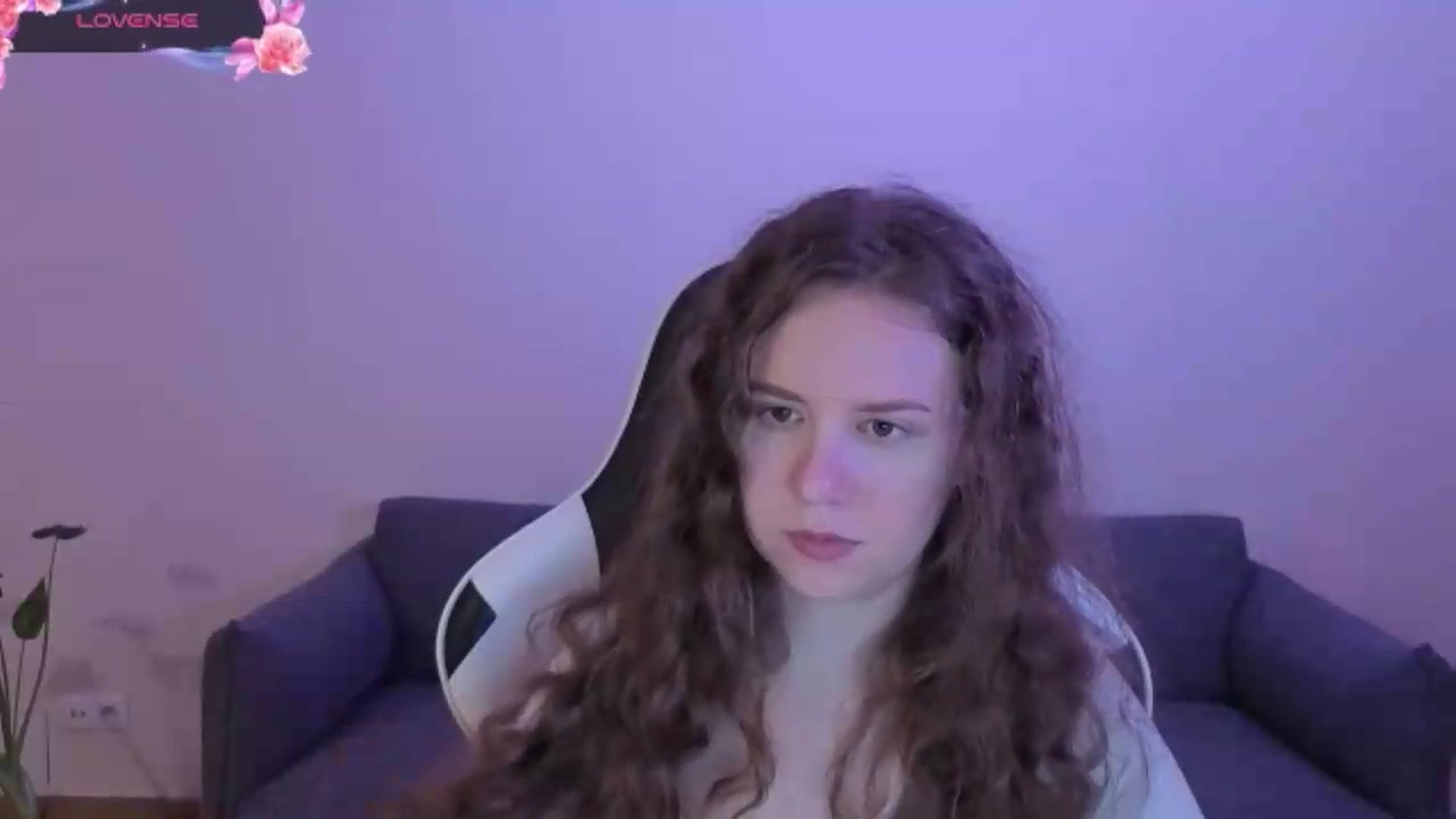 Gallery image thumbnail from BlueFlowerr's myfreecams stream on, 06/14/2026, 17:27 image 13 of 20