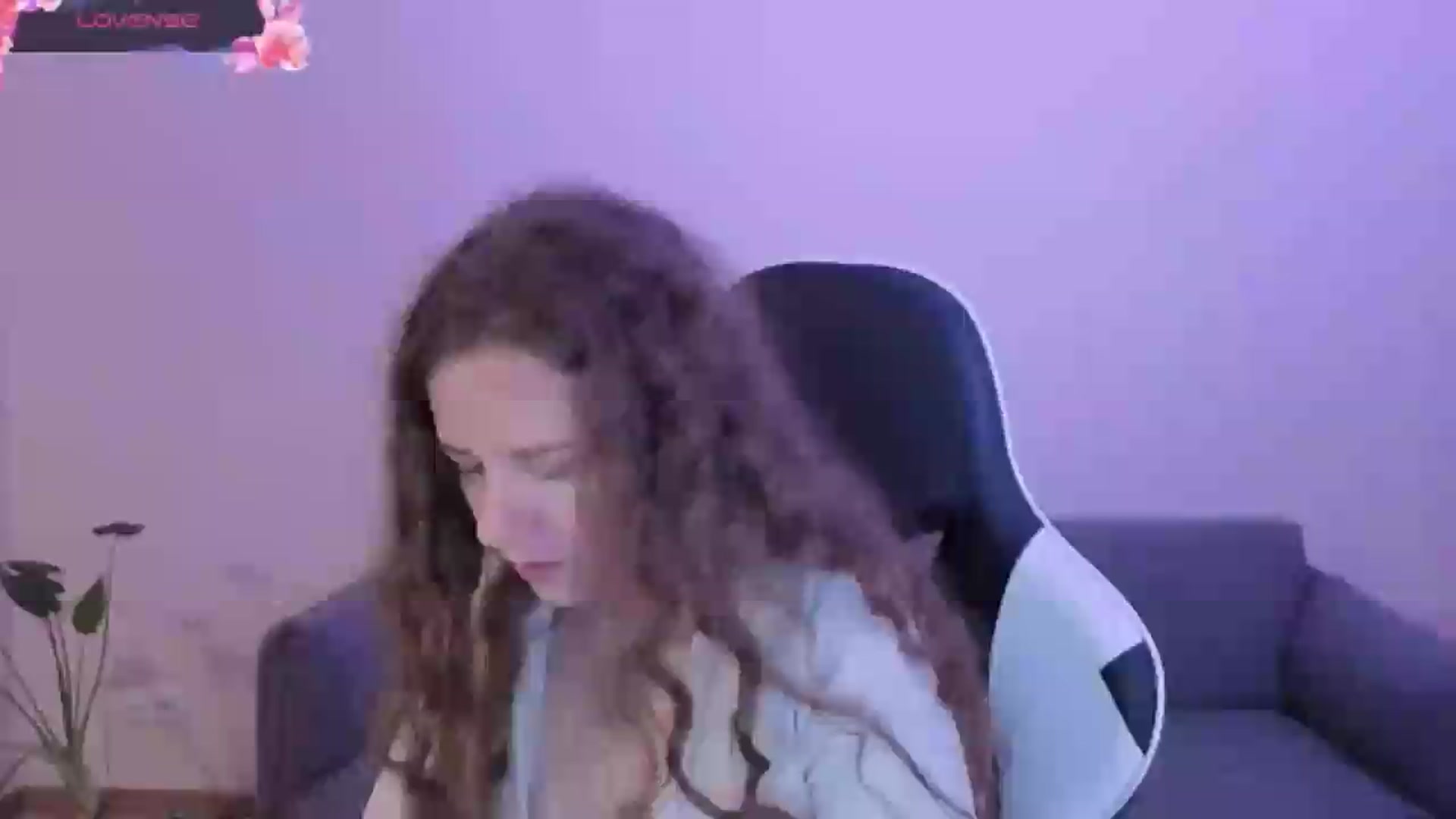 Gallery image thumbnail from BlueFlowerr's myfreecams stream on, 06/14/2026, 19:23 image 13 of 20