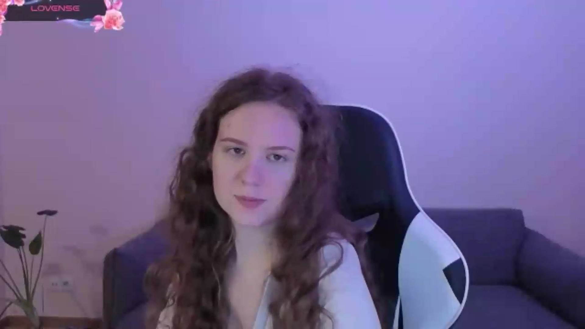 Gallery image thumbnail from BlueFlowerr's myfreecams stream on, 06/14/2026, 19:23 image 7 of 20