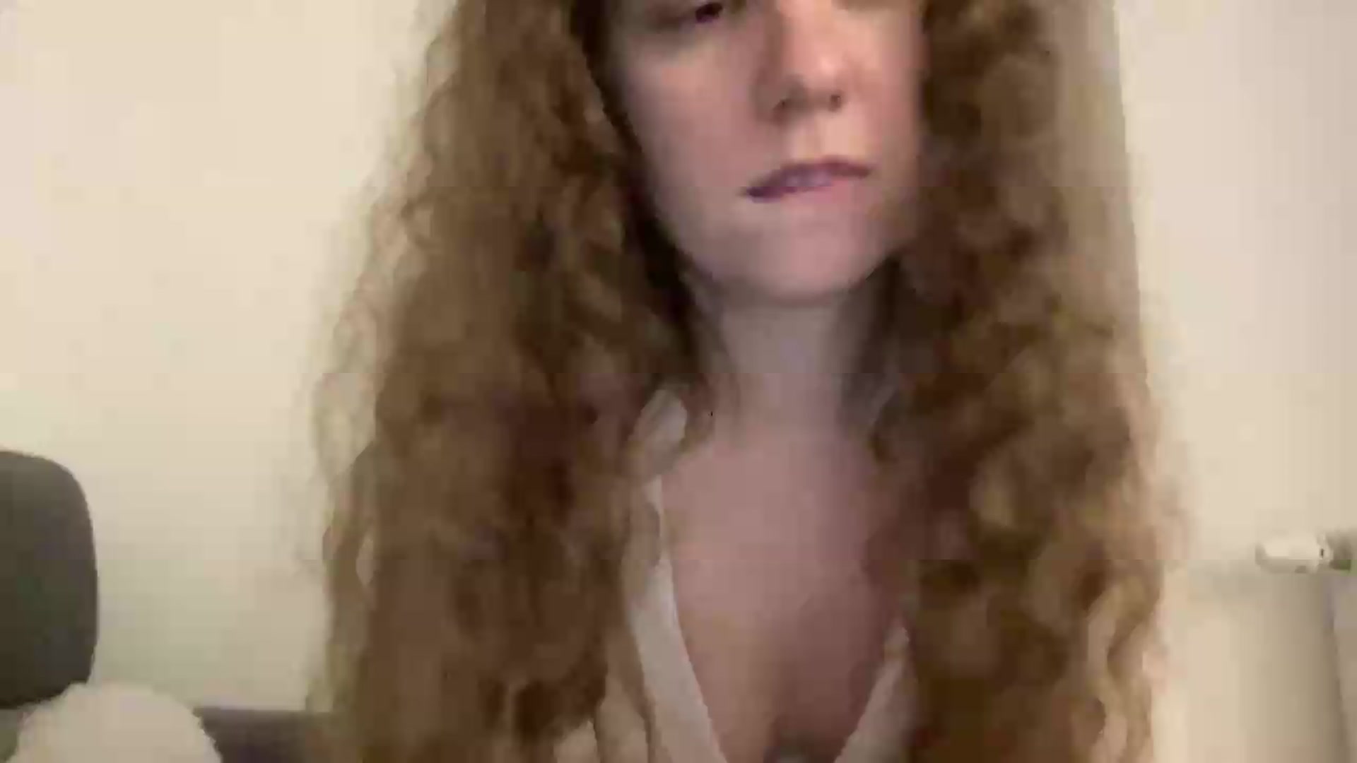 Gallery image thumbnail from BlueFlowerr's myfreecams stream on, 06/15/2026, 02:27 image 18 of 20