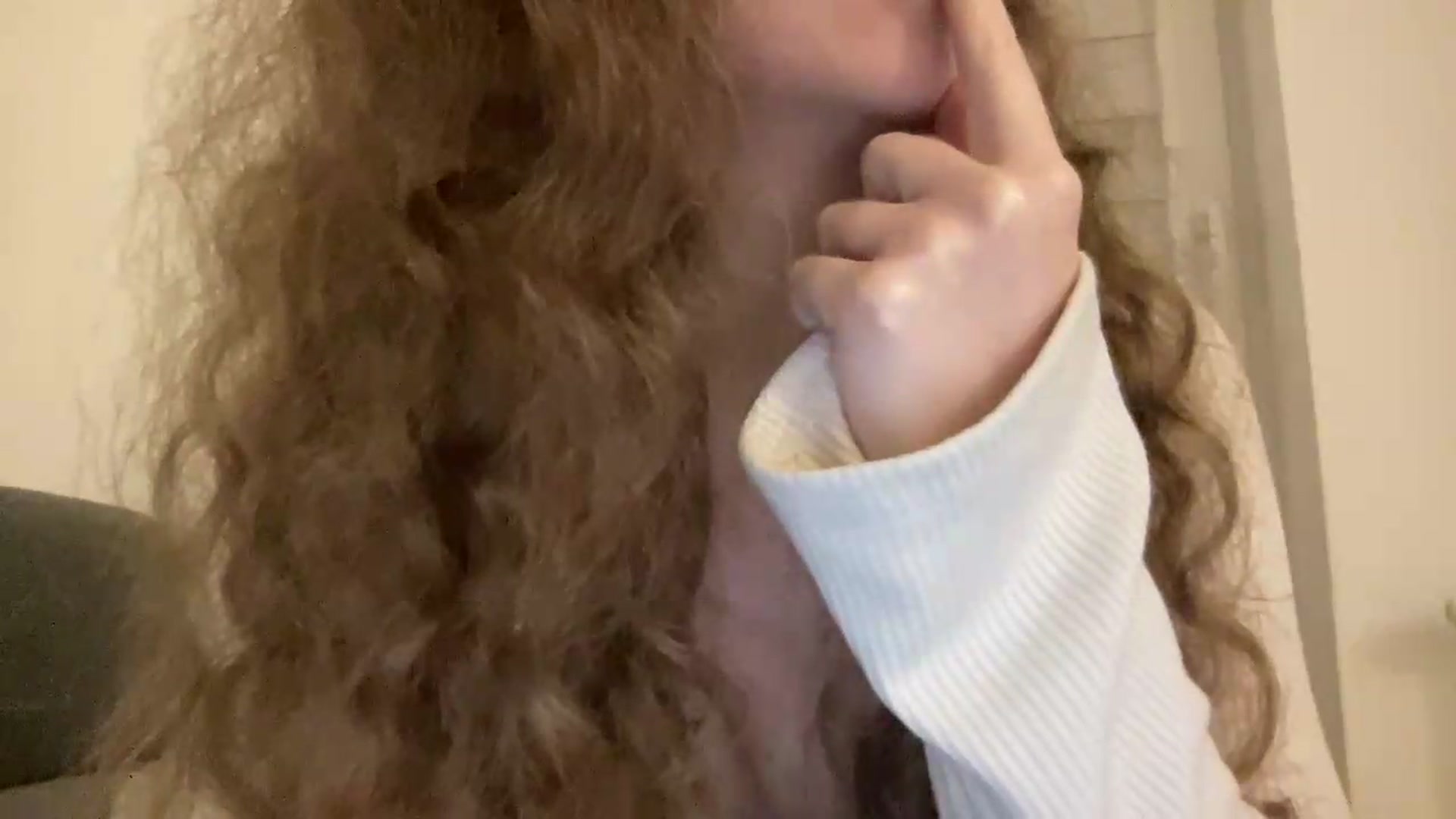Gallery image thumbnail from BlueFlowerr's myfreecams stream on, 06/15/2026, 02:27 image 9 of 20