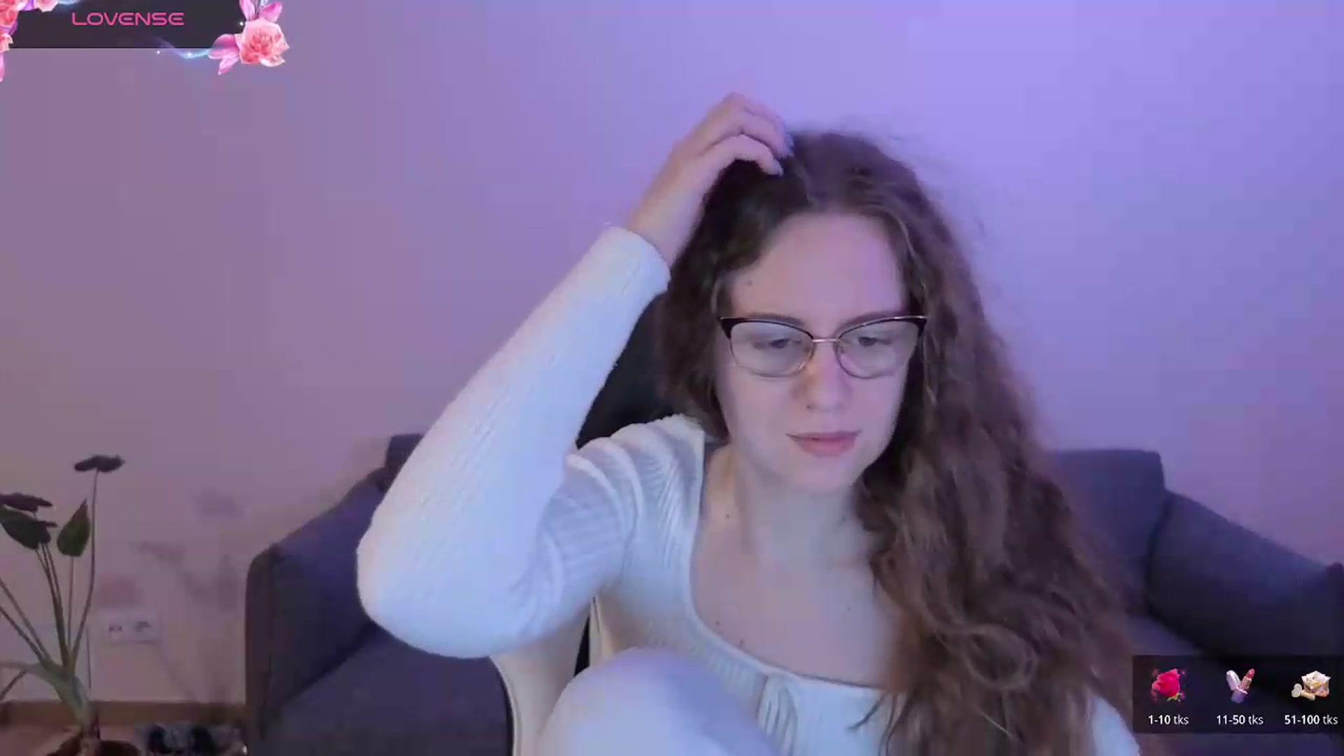 Gallery image thumbnail from BlueFlowerr's myfreecams stream on, 06/15/2026, 17:23 image 10 of 20