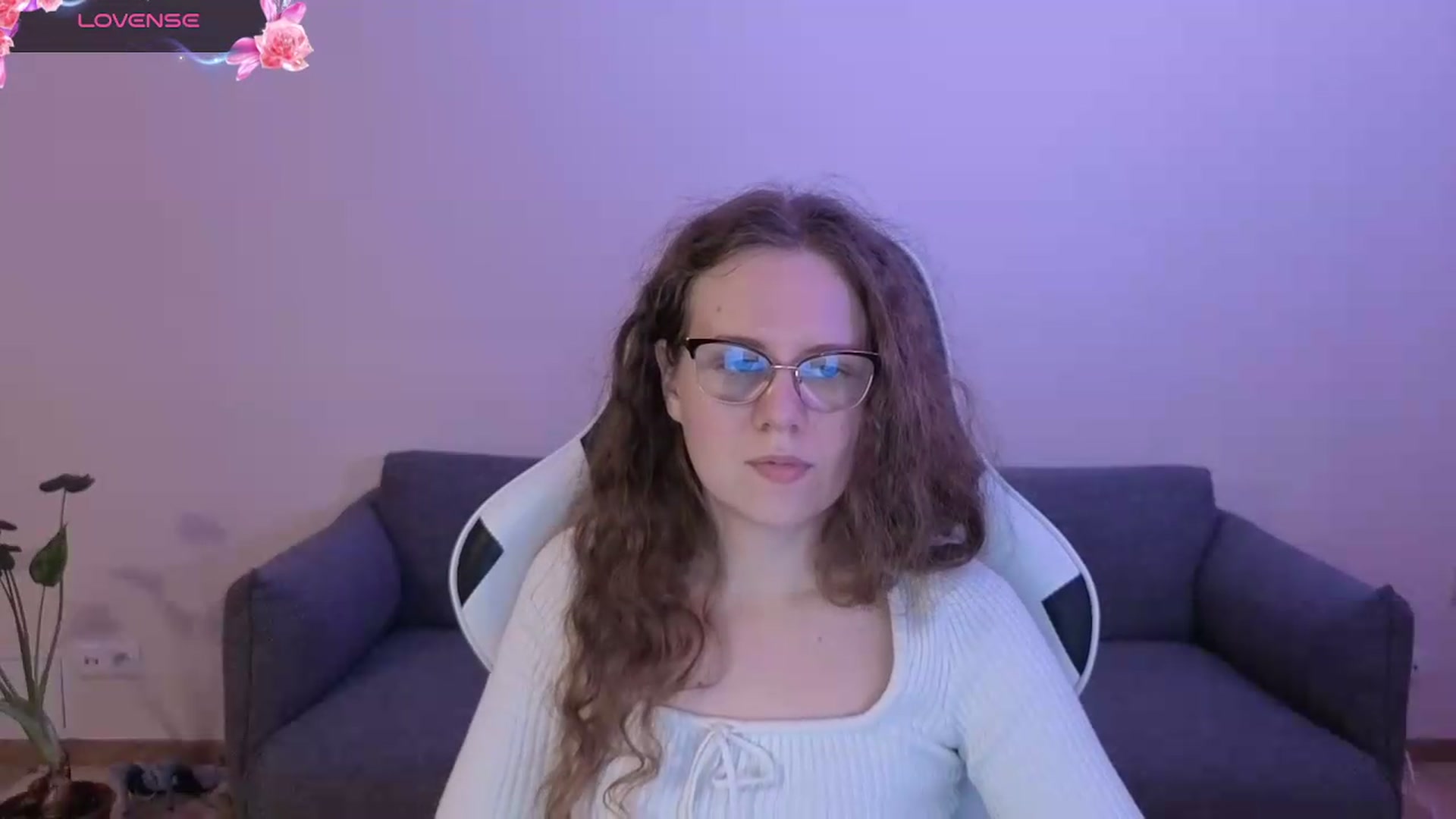 Gallery image thumbnail from BlueFlowerr's myfreecams stream on, 06/15/2026, 21:05 image 2 of 20