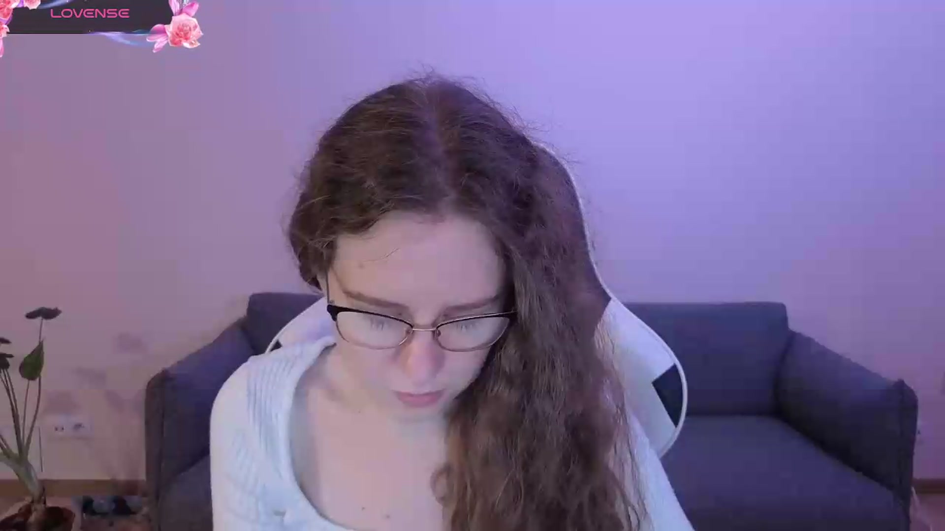 Gallery image thumbnail from BlueFlowerr's myfreecams stream on, 06/15/2026, 21:05 image 10 of 20