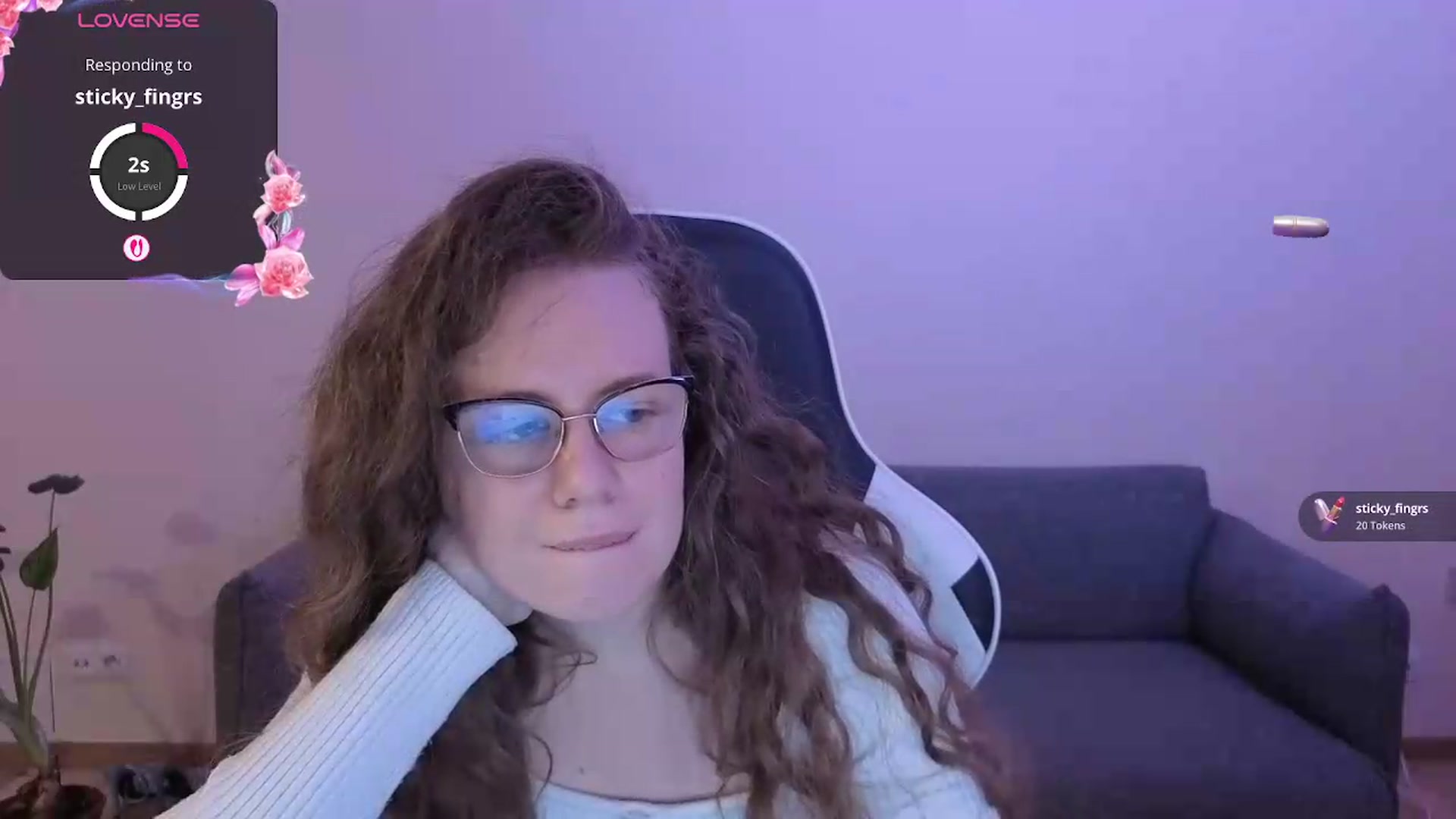 Gallery image thumbnail from BlueFlowerr's myfreecams stream on, 06/15/2026, 21:59 image 7 of 20