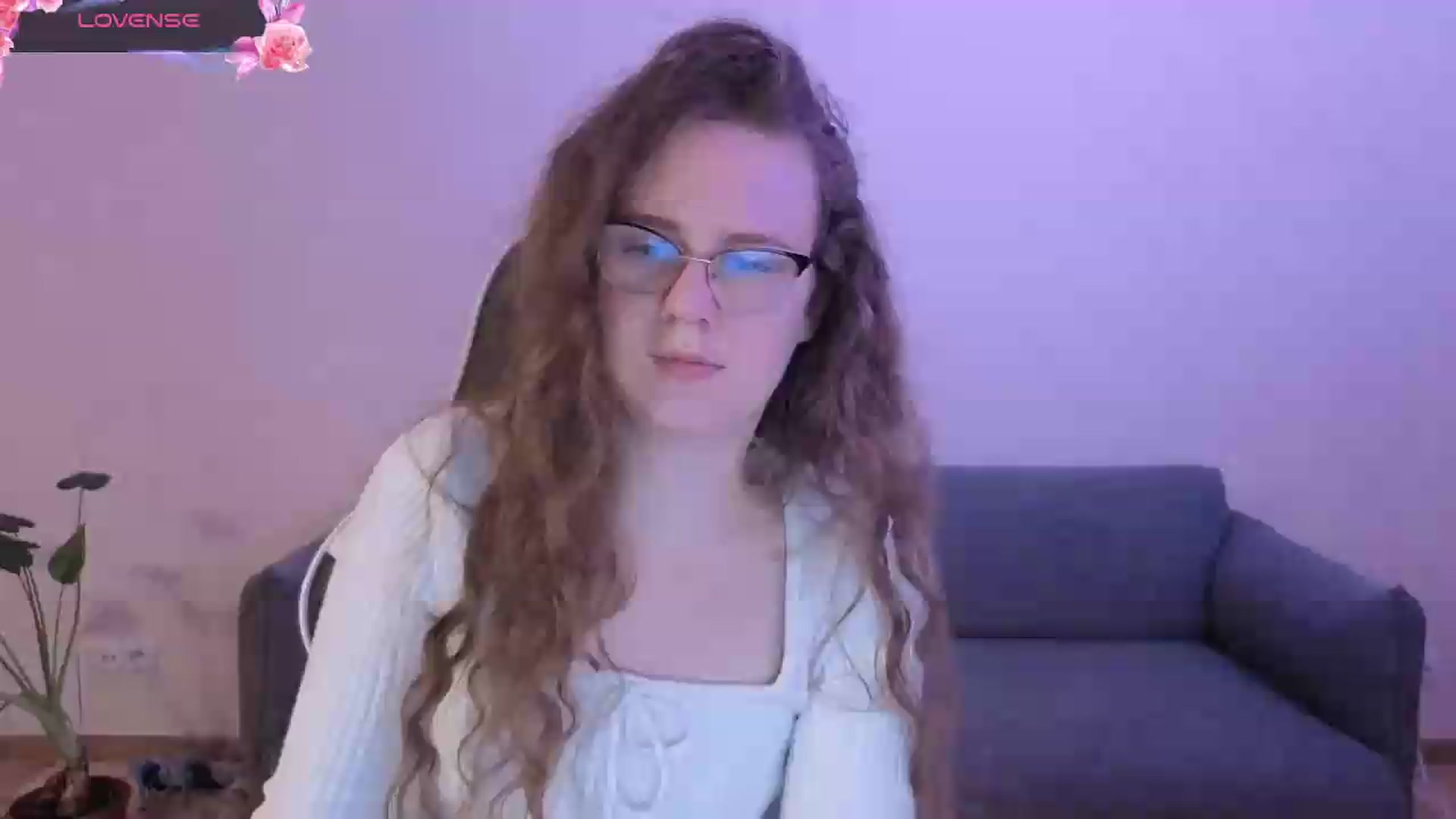 Gallery image thumbnail from BlueFlowerr's myfreecams stream on, 06/15/2026, 21:59 image 1 of 20
