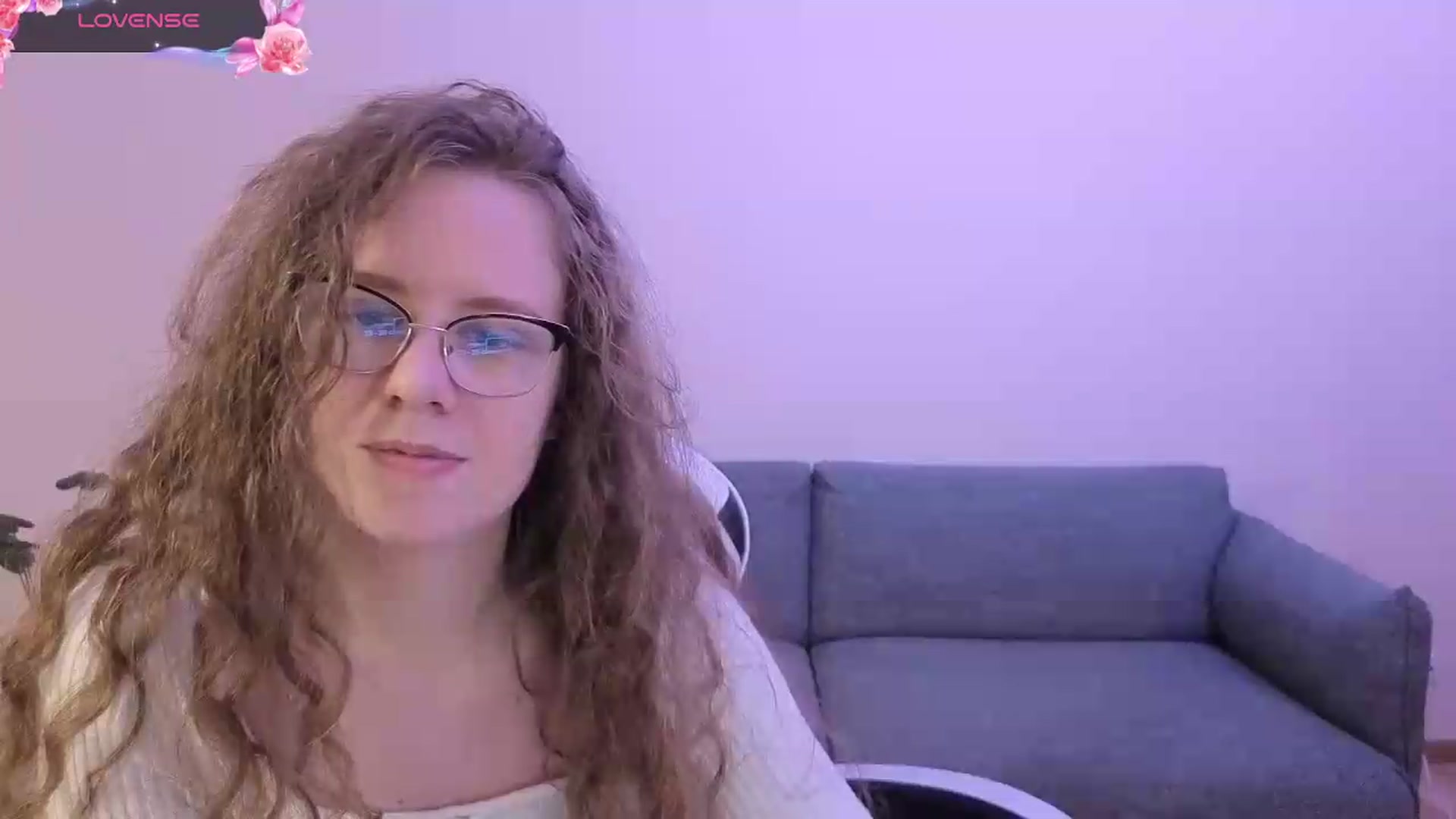 Gallery image thumbnail from BlueFlowerr's myfreecams stream on, 06/15/2026, 23:33 image 20 of 20