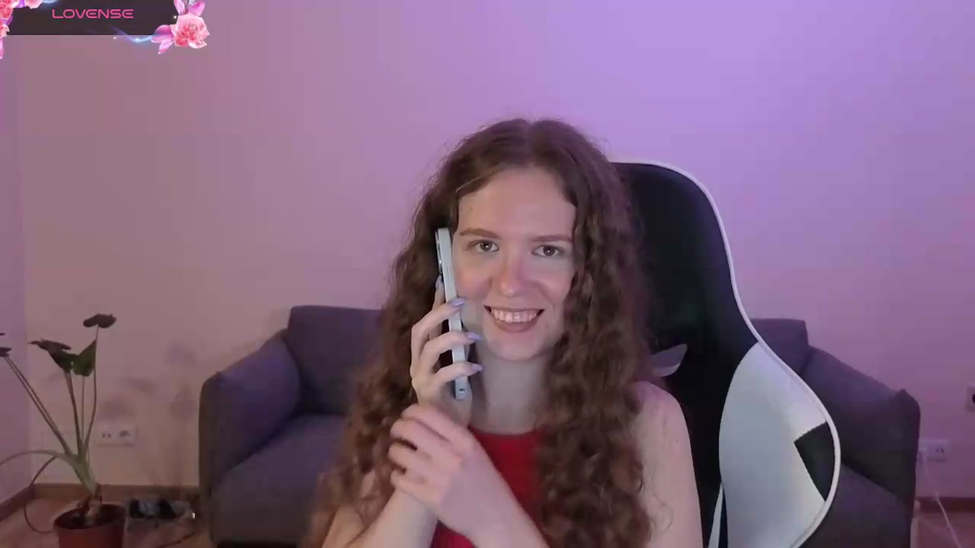 Gallery image thumbnail from BlueFlowerr's myfreecams stream on, 06/18/2026, 20:39 image 15 of 20