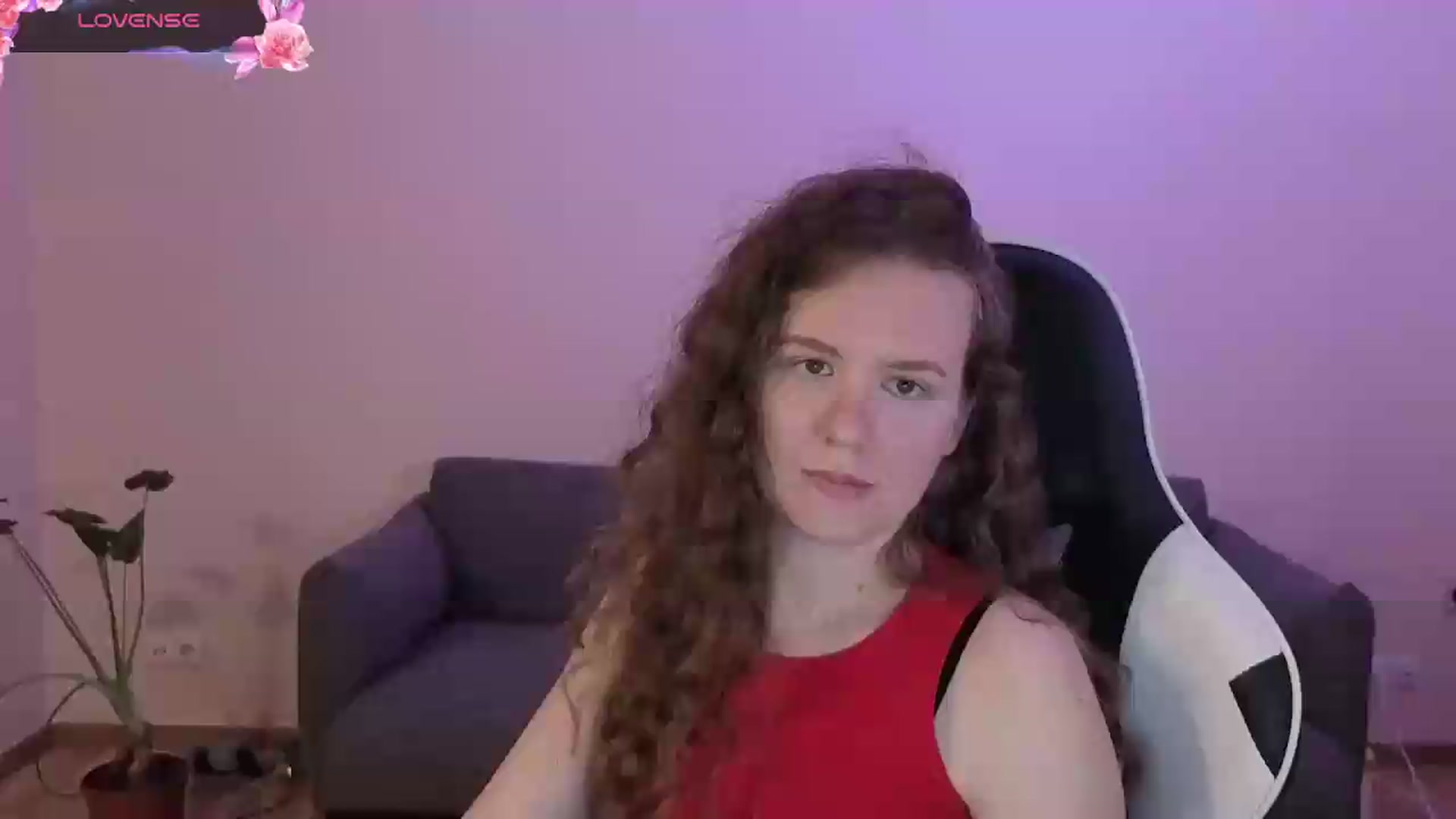 Gallery image thumbnail from BlueFlowerr's myfreecams stream on, 06/18/2026, 20:39 image 18 of 20