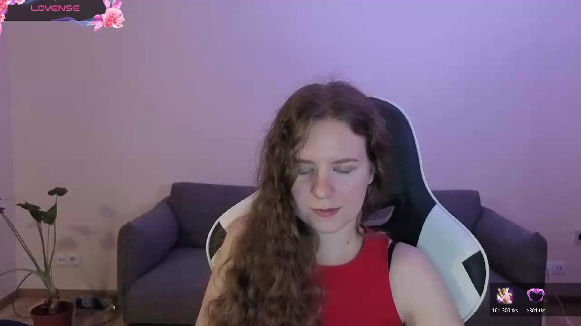 Gallery image thumbnail from BlueFlowerr's myfreecams stream on, 06/18/2026, 21:24 image 11 of 20