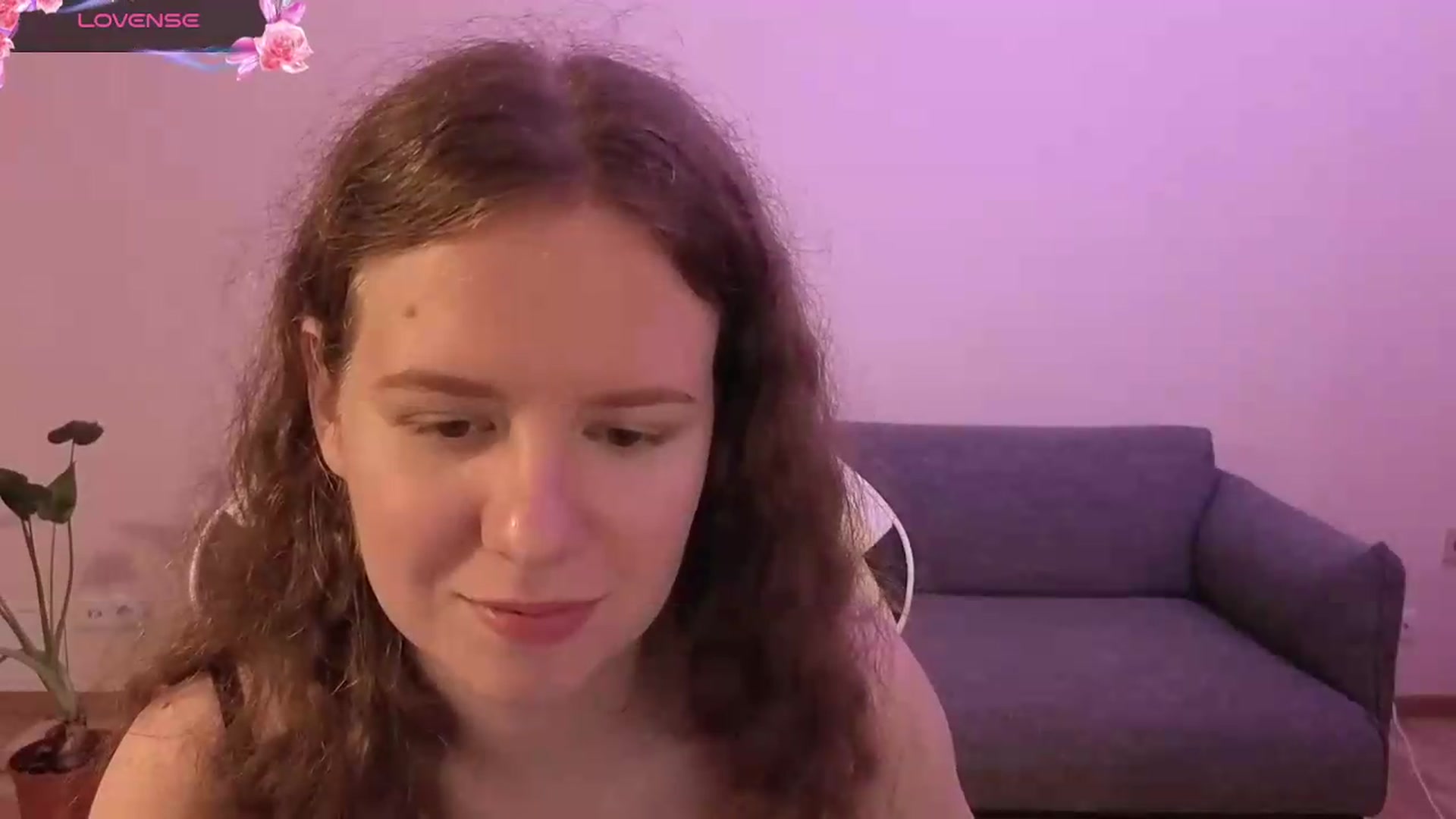Gallery image thumbnail from BlueFlowerr's myfreecams stream on, 06/19/2026, 24:00 image 8 of 20