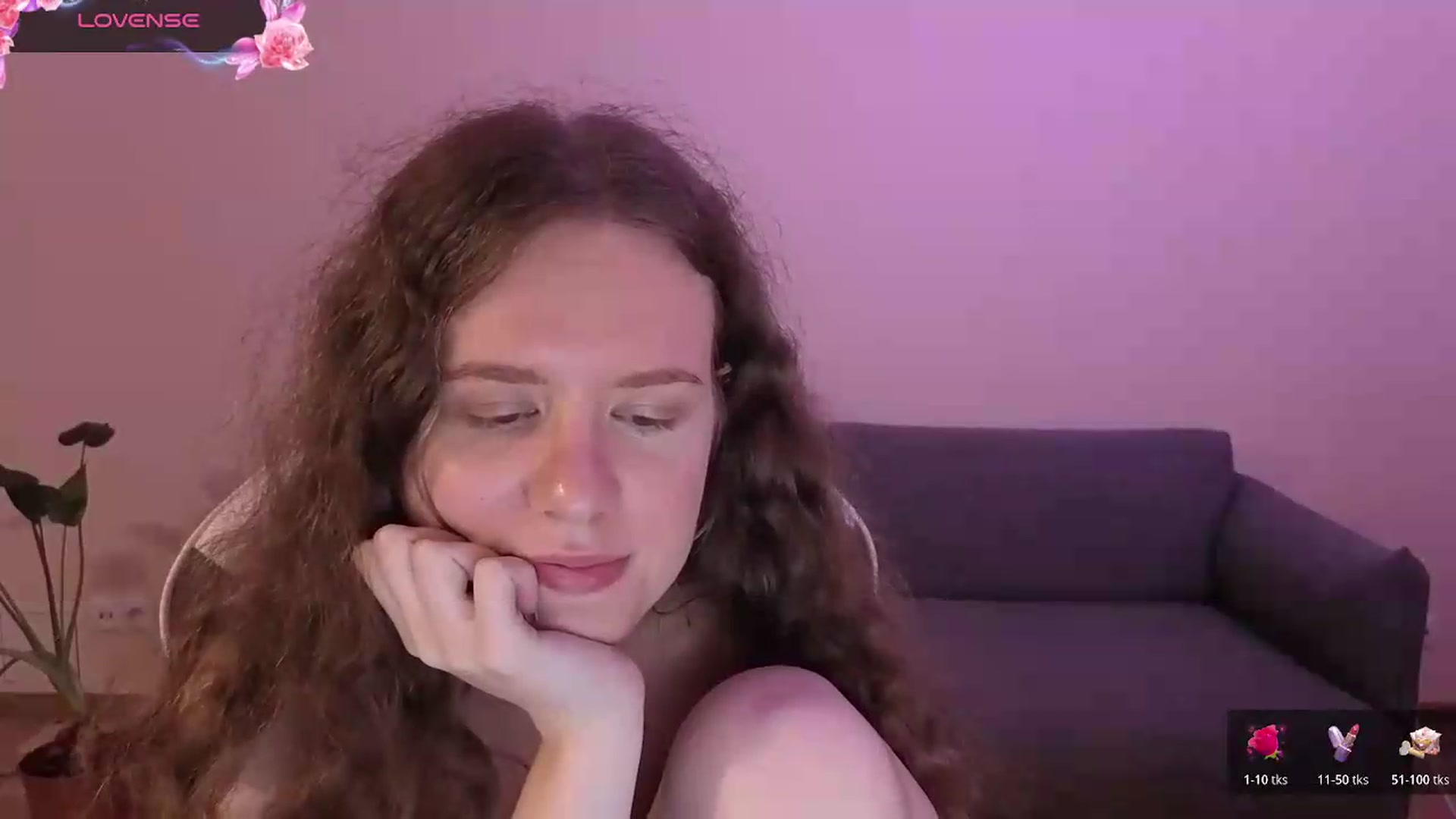 Gallery image thumbnail from BlueFlowerr's myfreecams stream on, 06/19/2026, 01:04 image 11 of 20