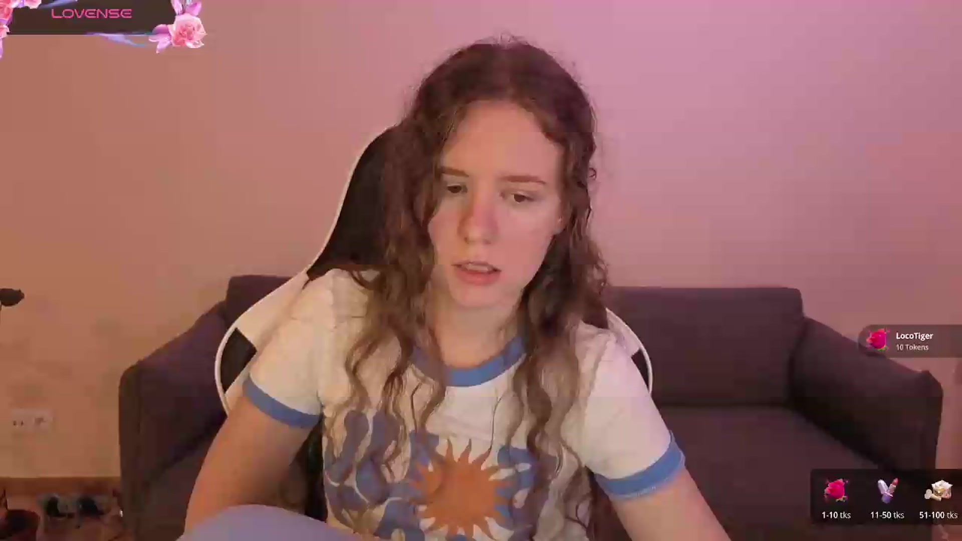 Gallery image thumbnail from BlueFlowerr's myfreecams stream on, 06/19/2026, 19:20 image 20 of 20
