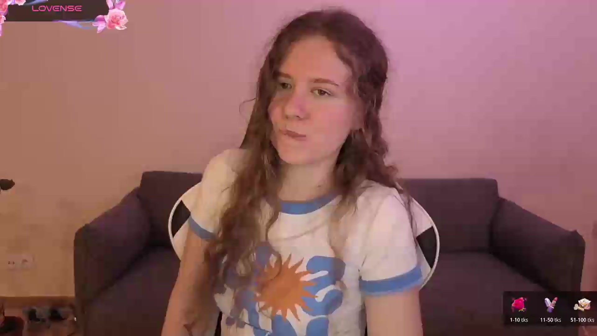 Gallery image thumbnail from BlueFlowerr's myfreecams stream on, 06/19/2026, 21:06 image 1 of 20