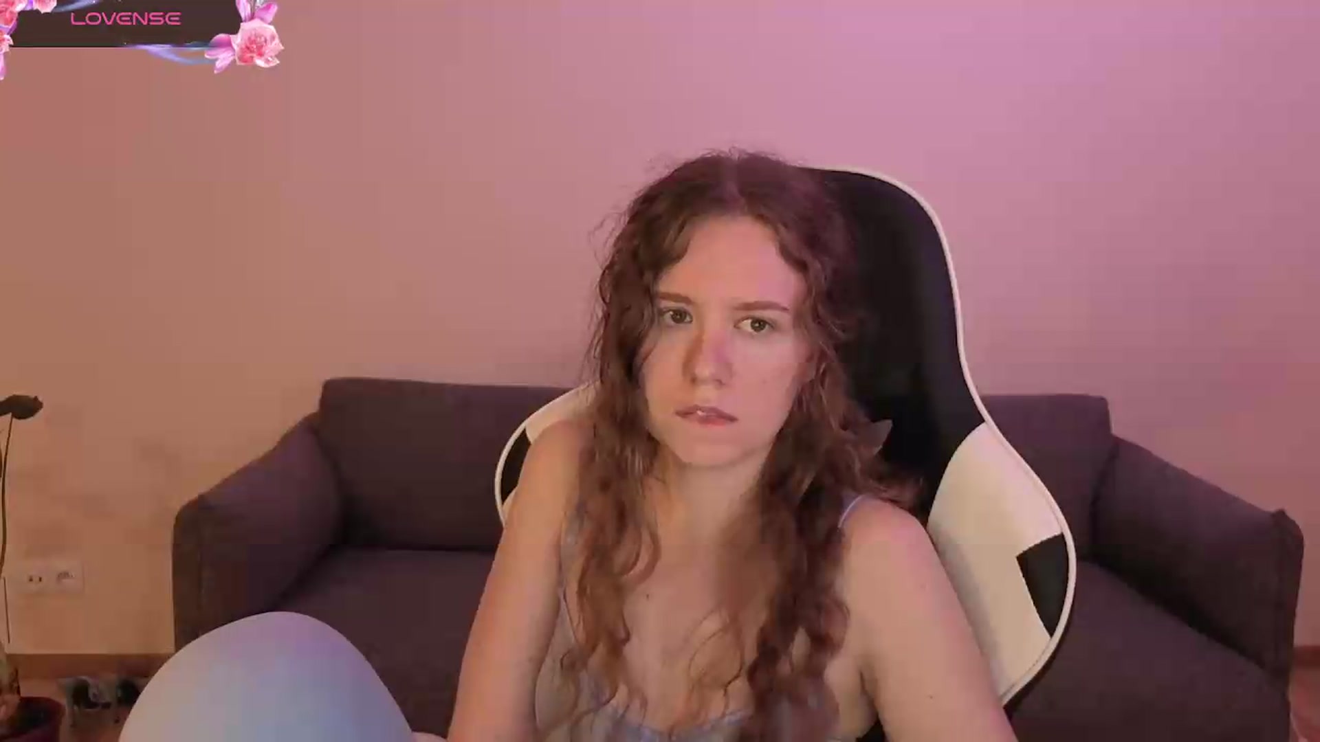 Gallery image thumbnail from BlueFlowerr's myfreecams stream on, 06/19/2026, 21:06 image 11 of 20
