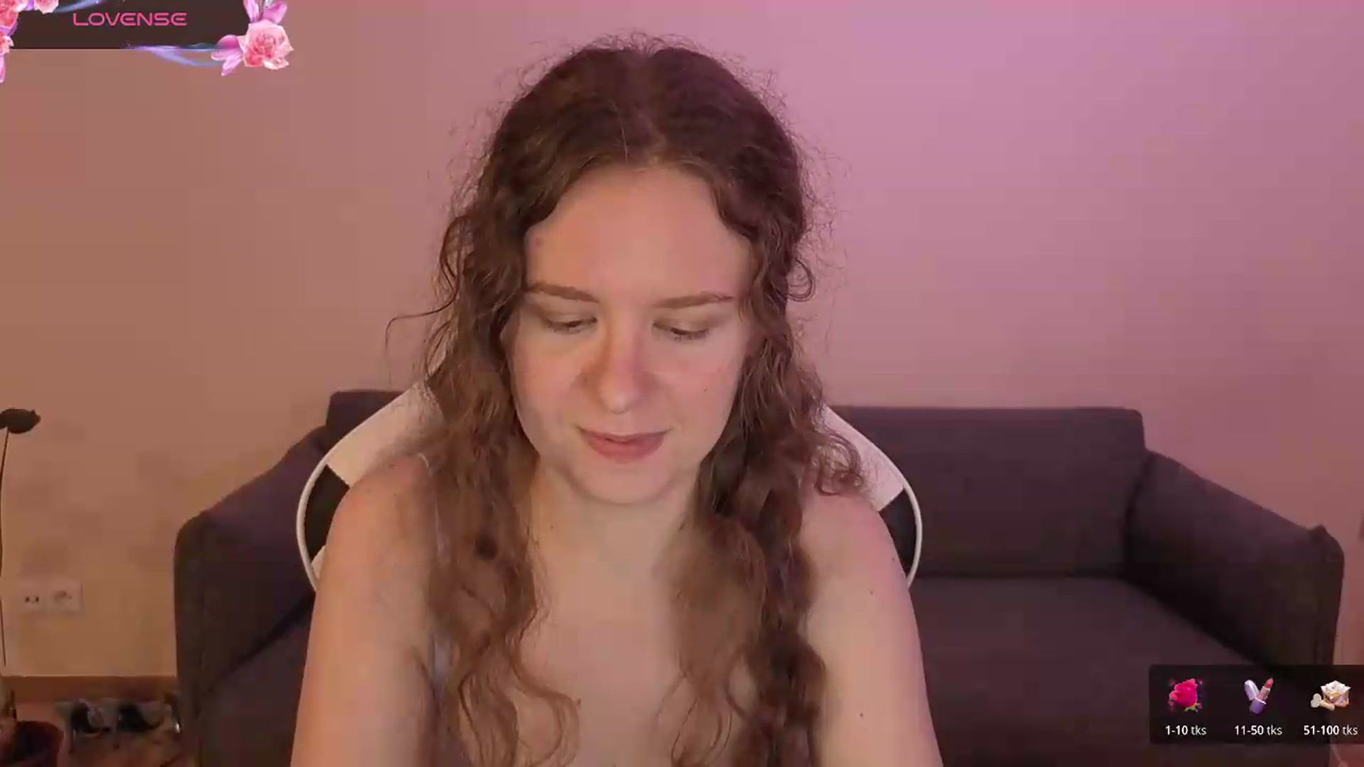 Gallery image thumbnail from BlueFlowerr's myfreecams stream on, 06/19/2026, 21:06 image 9 of 20